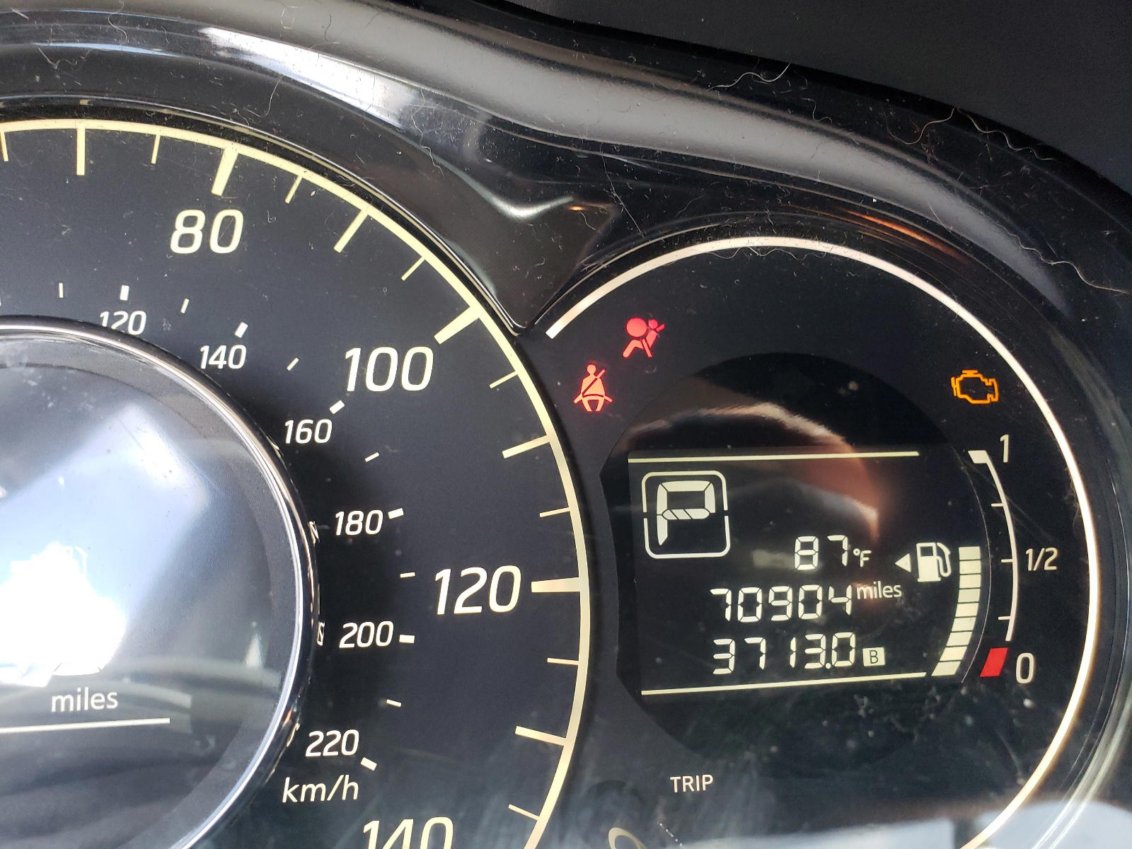Photo 8 from auction – 2016 NISSAN VERSA NOTE with VIN 3N1CE2CP3GL400590