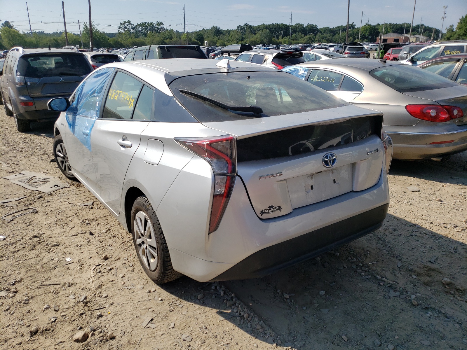 Photo 3 from auction – 2016 TOYOTA PRIUS with VIN JTDKARFU9G3515334