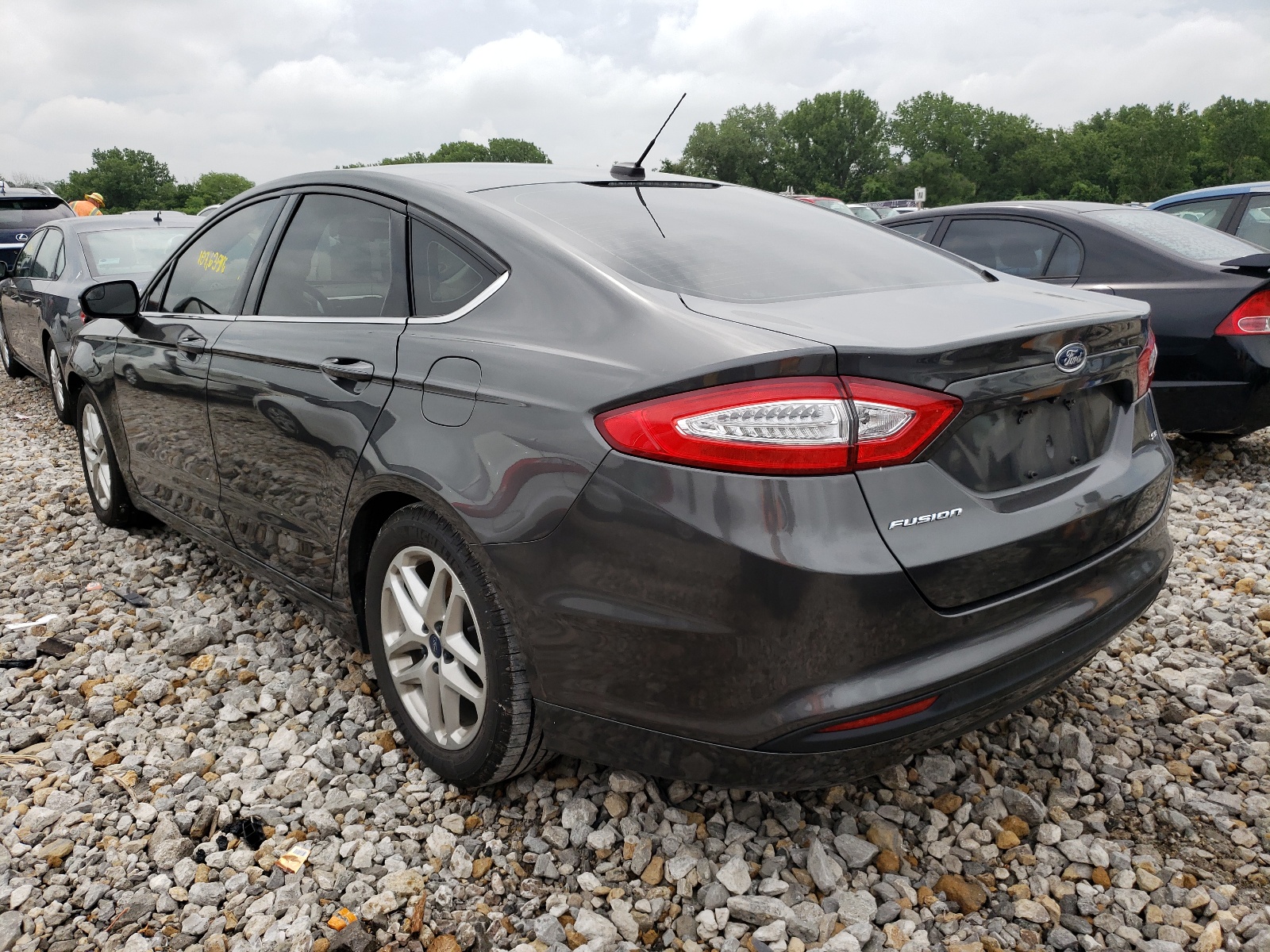 Photo 3 from auction – 2015 FORD FUSION SE with VIN 3FA6P0H74FR194344
