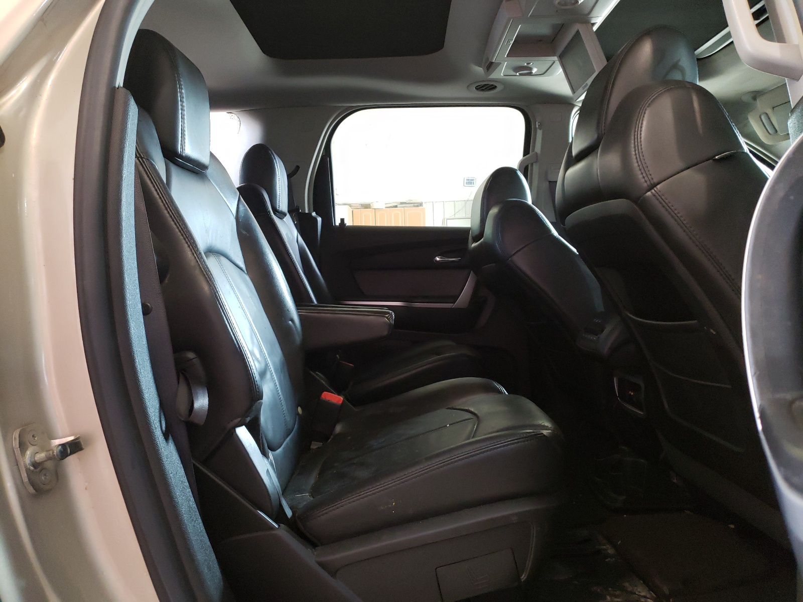Photo 6 from auction – 2008 GMC ACADIA SLT with VIN 1GKEV33788J235127