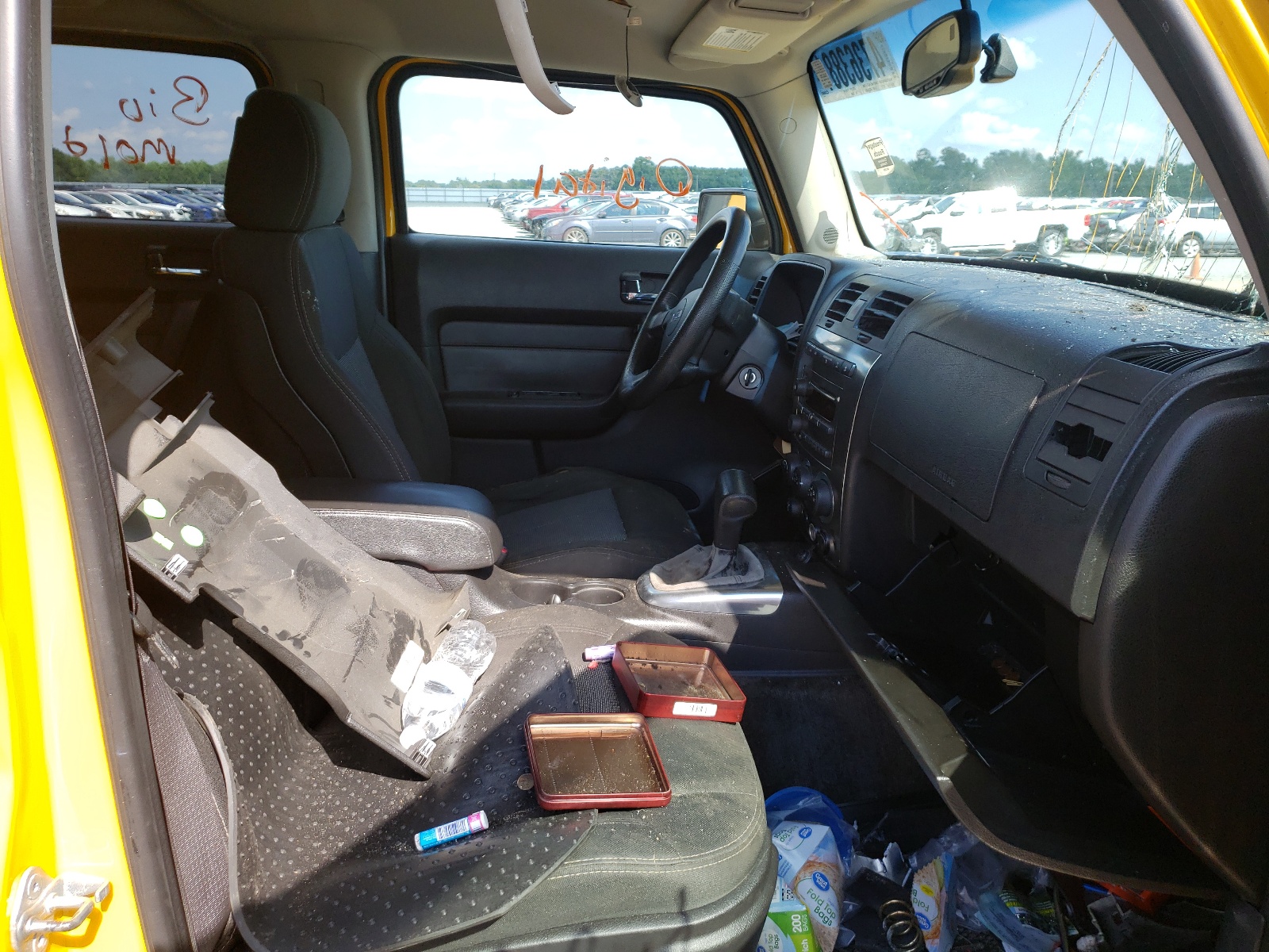 Photo 5 from auction – 2006 HUMMER H3 with VIN 5GTDN136068164750
