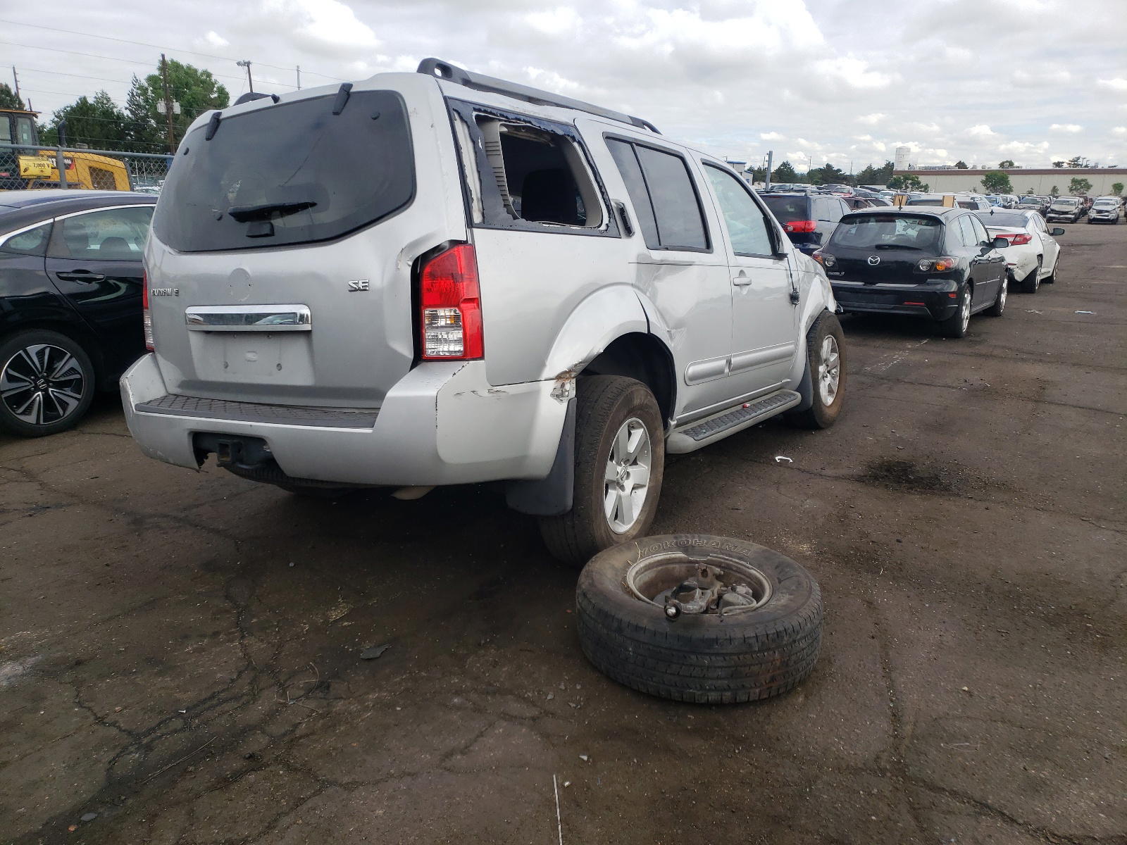 Photo 4 from auction – 2012 NISSAN PATHFINDER with VIN 5N1AR1NN1CC600822