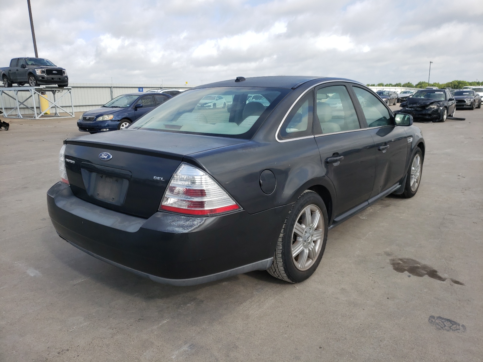 Photo 4 from auction – 2008 FORD TAURUS SEL with VIN 1FAHP24W58G118031