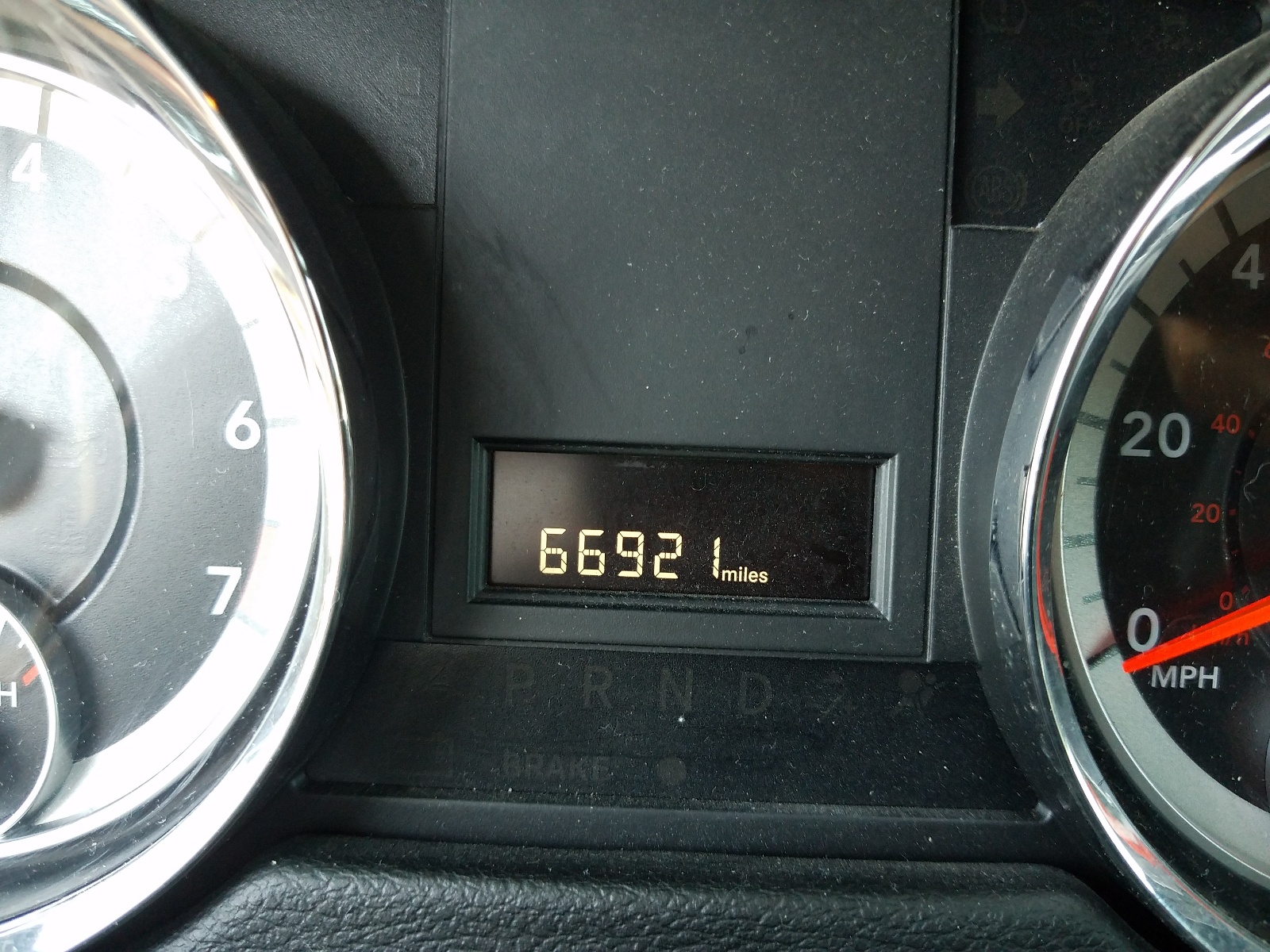 صورة رقم 8 من المزاد - 2017 DODGE GRAND CARA مع VIN 2C4RDGCG2HR546037