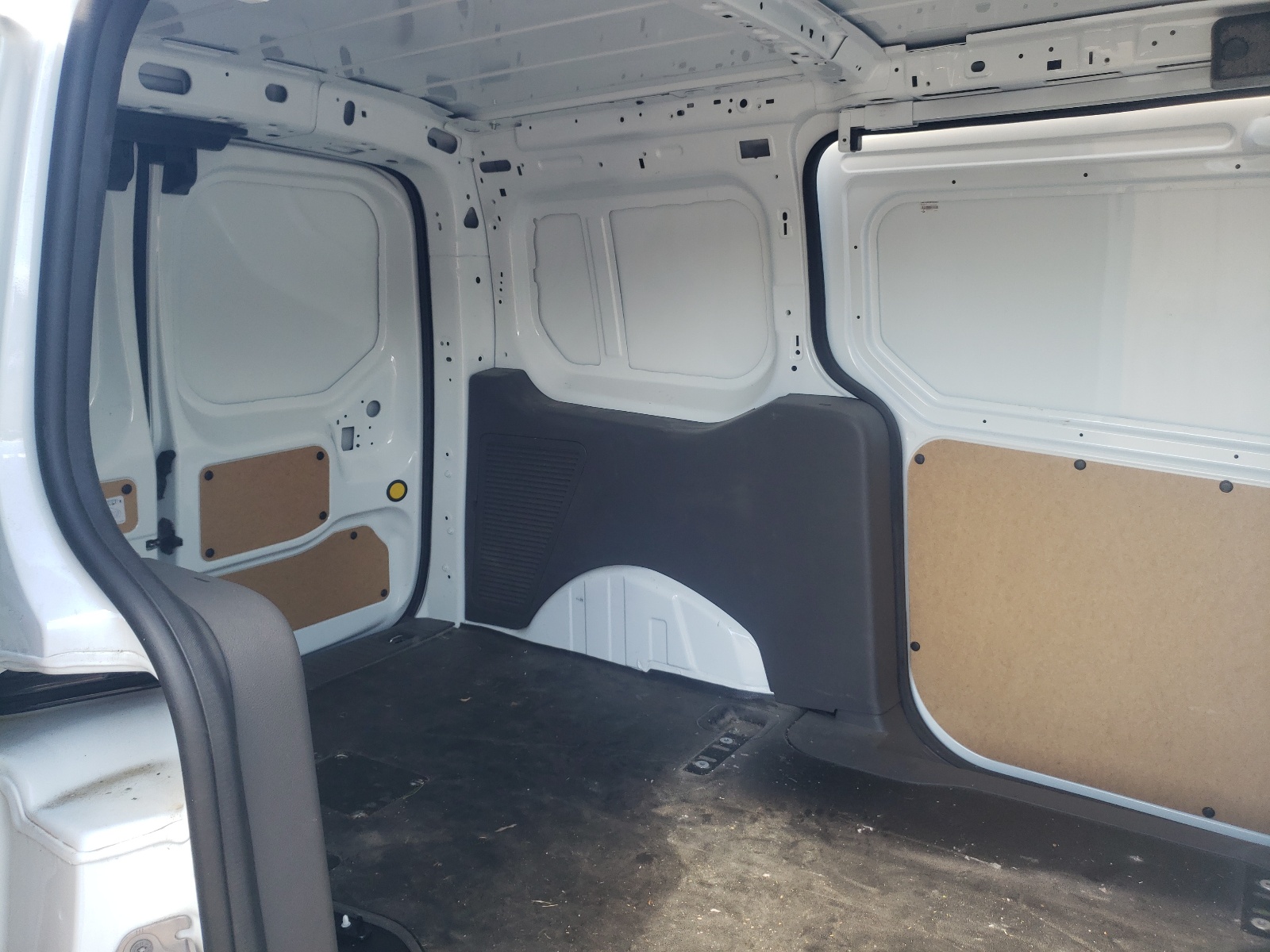 Photo 6 from auction – 2021 FORD TRANSIT CO with VIN NM0LS7E27M1491612