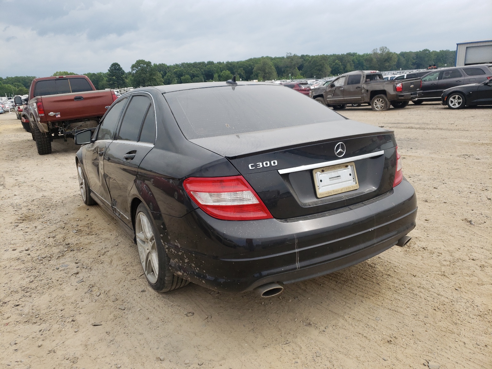 Photo 3 from auction – 2011 MERCEDES-BENZ C 300 with VIN WDDGF5EB3BA433691