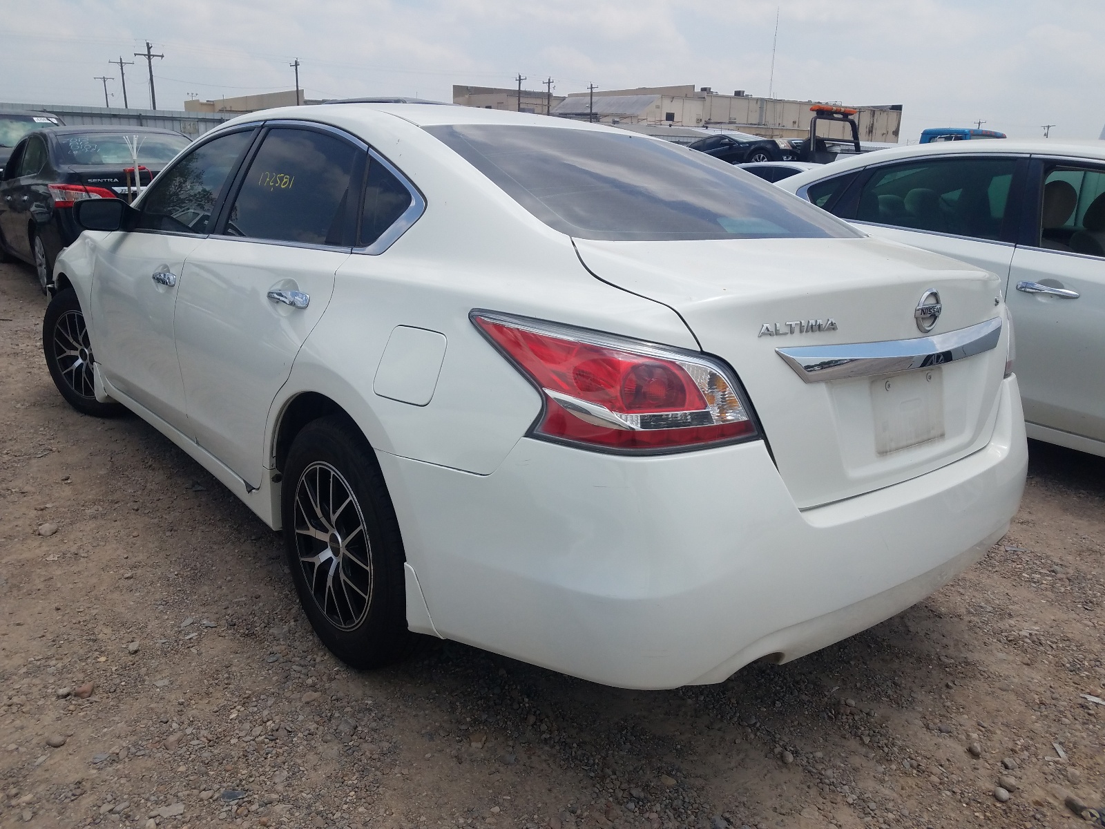 Photo 3 from auction – 2015 NISSAN ALTIMA 2.5 with VIN 1N4AL3AP8FN326591