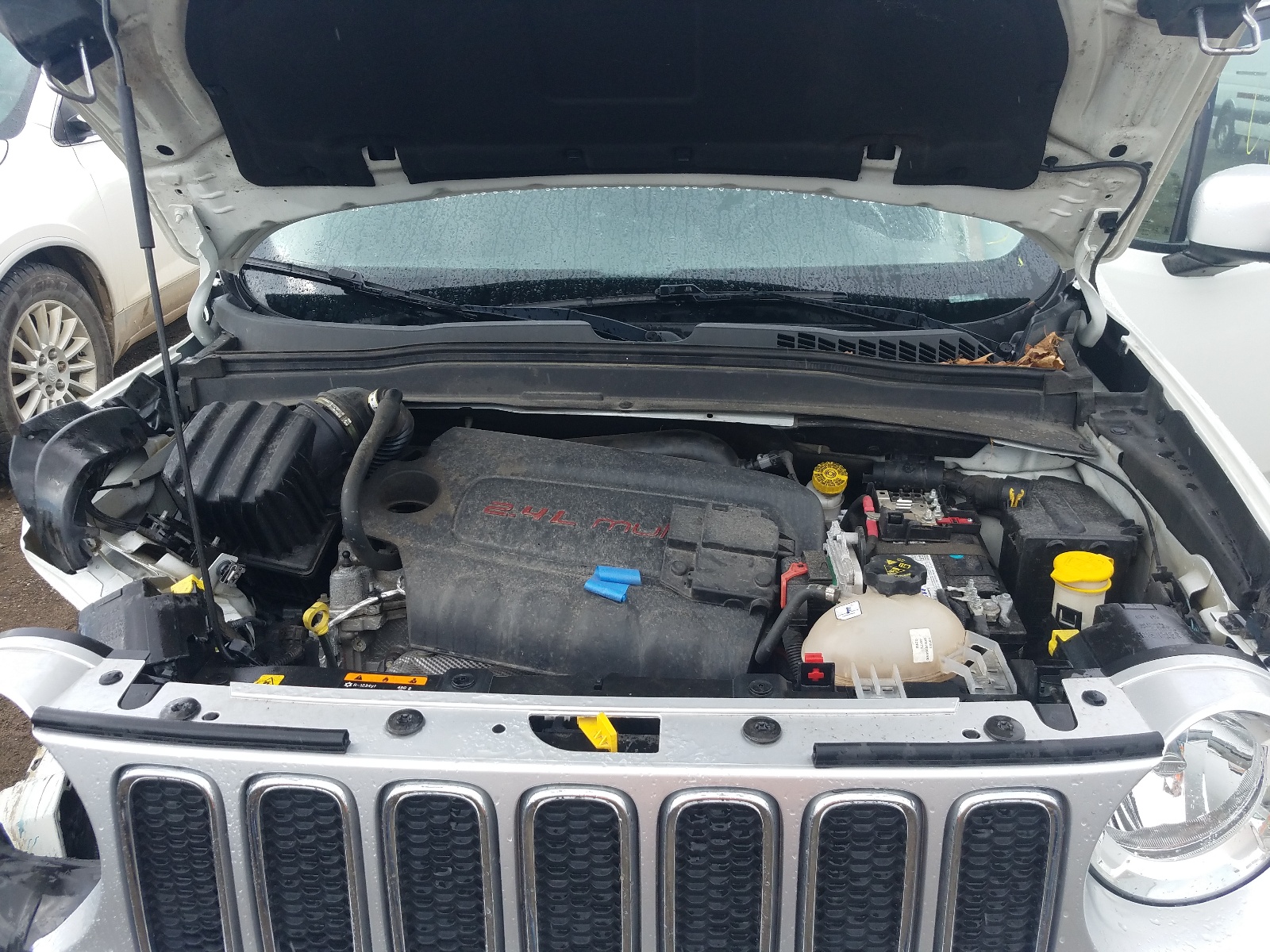 Photo 7 from auction – 2016 JEEP RENEGADE L with VIN ZACCJBDT9GPC79205