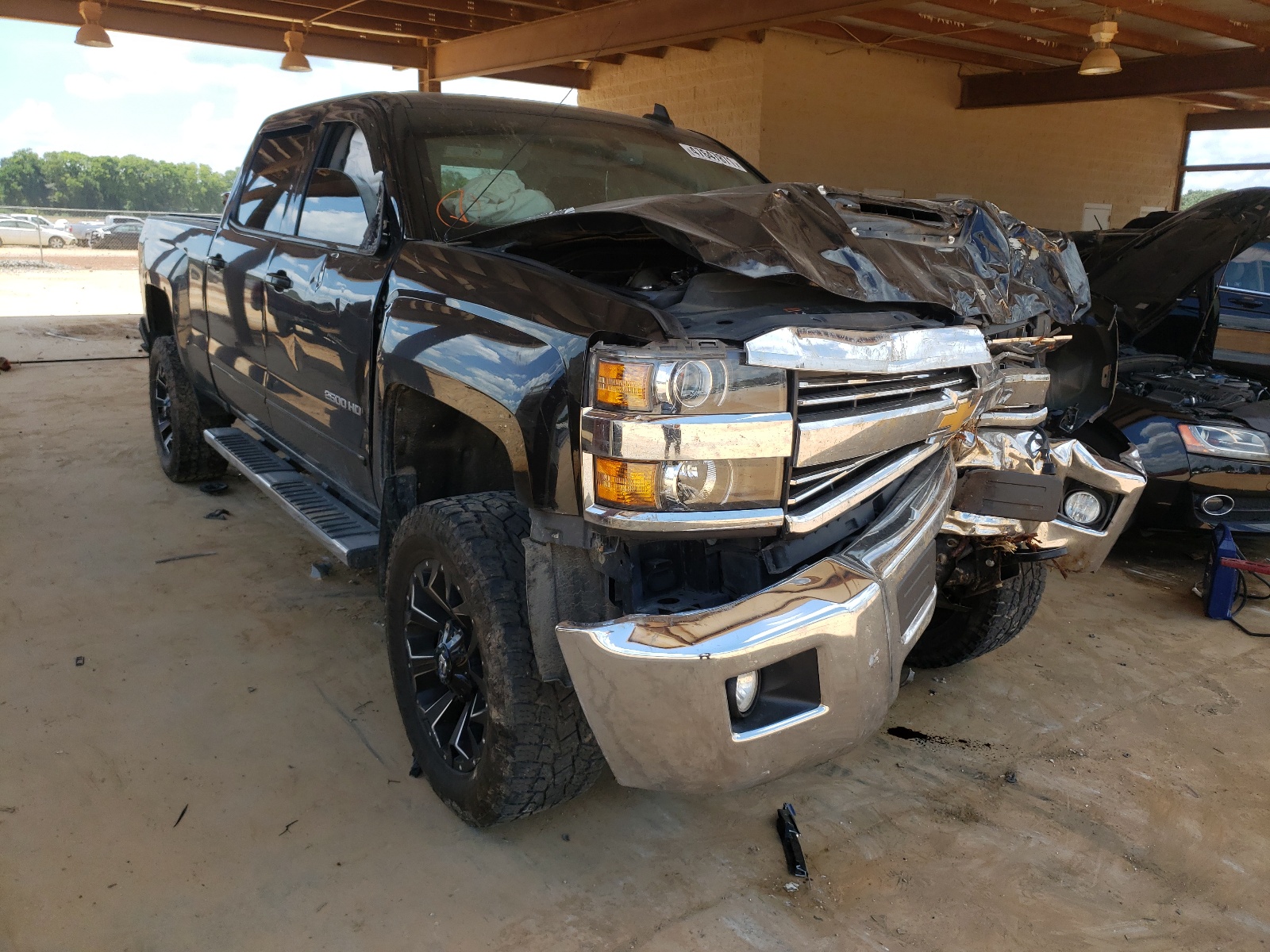 CHEVROLET SILVERADO 2018 with VIN 1GC1KVEY1JF113609 - Photo from auction
