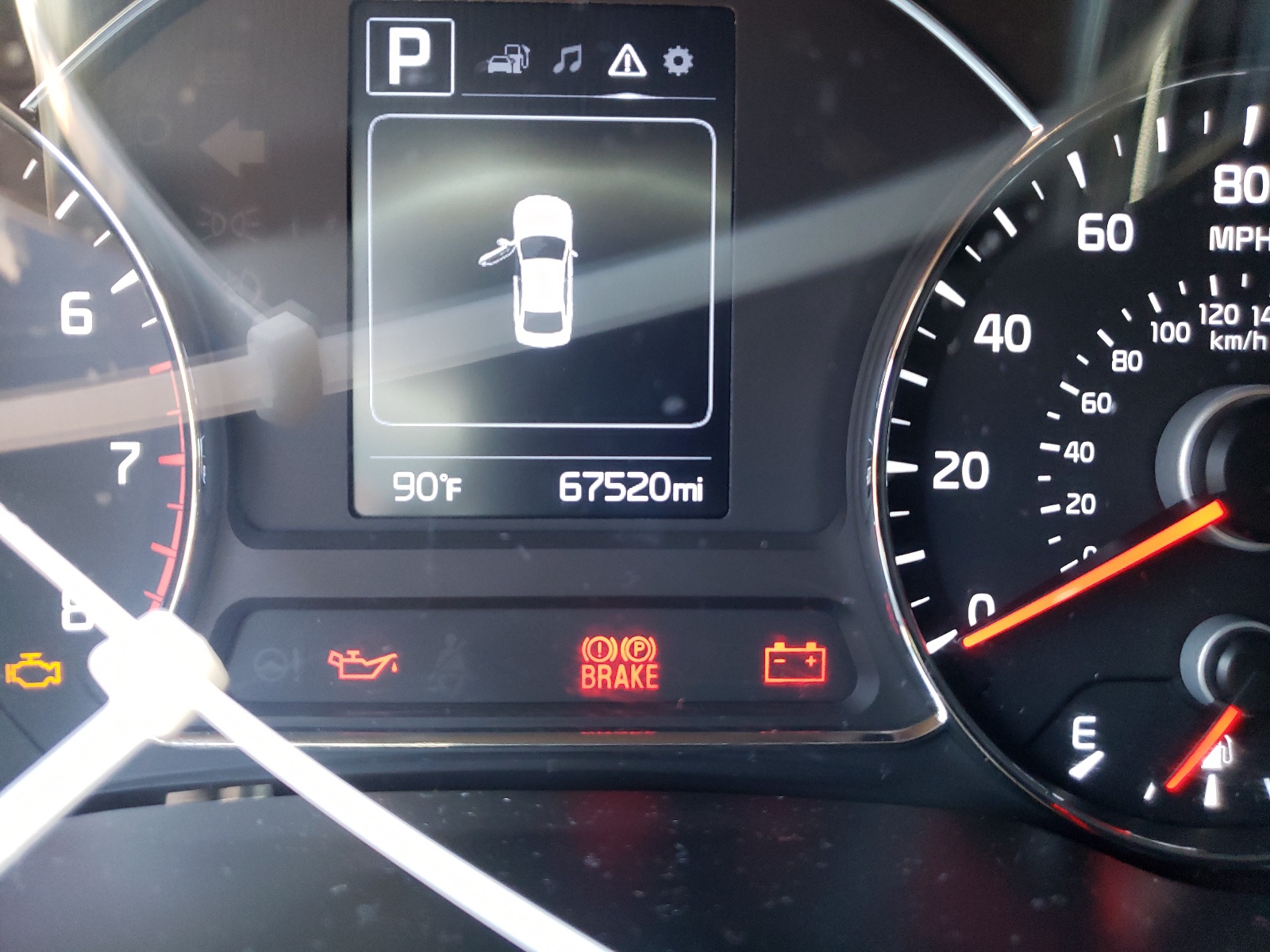 Photo 8 from auction – 2018 KIA FORTE LX with VIN 3KPFL4A72JE172978