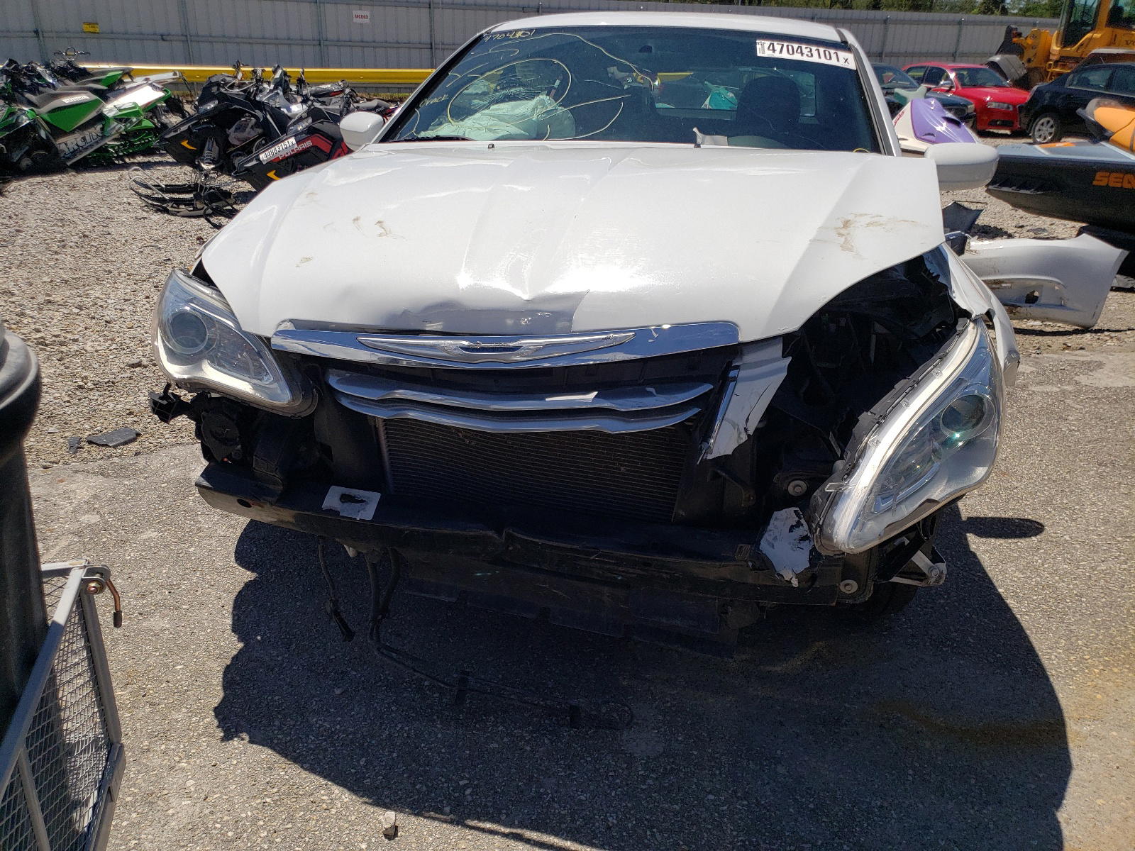 Photo 9 from auction – 2014 CHRYSLER 200 LX with VIN 1C3CCBAB8EN231114