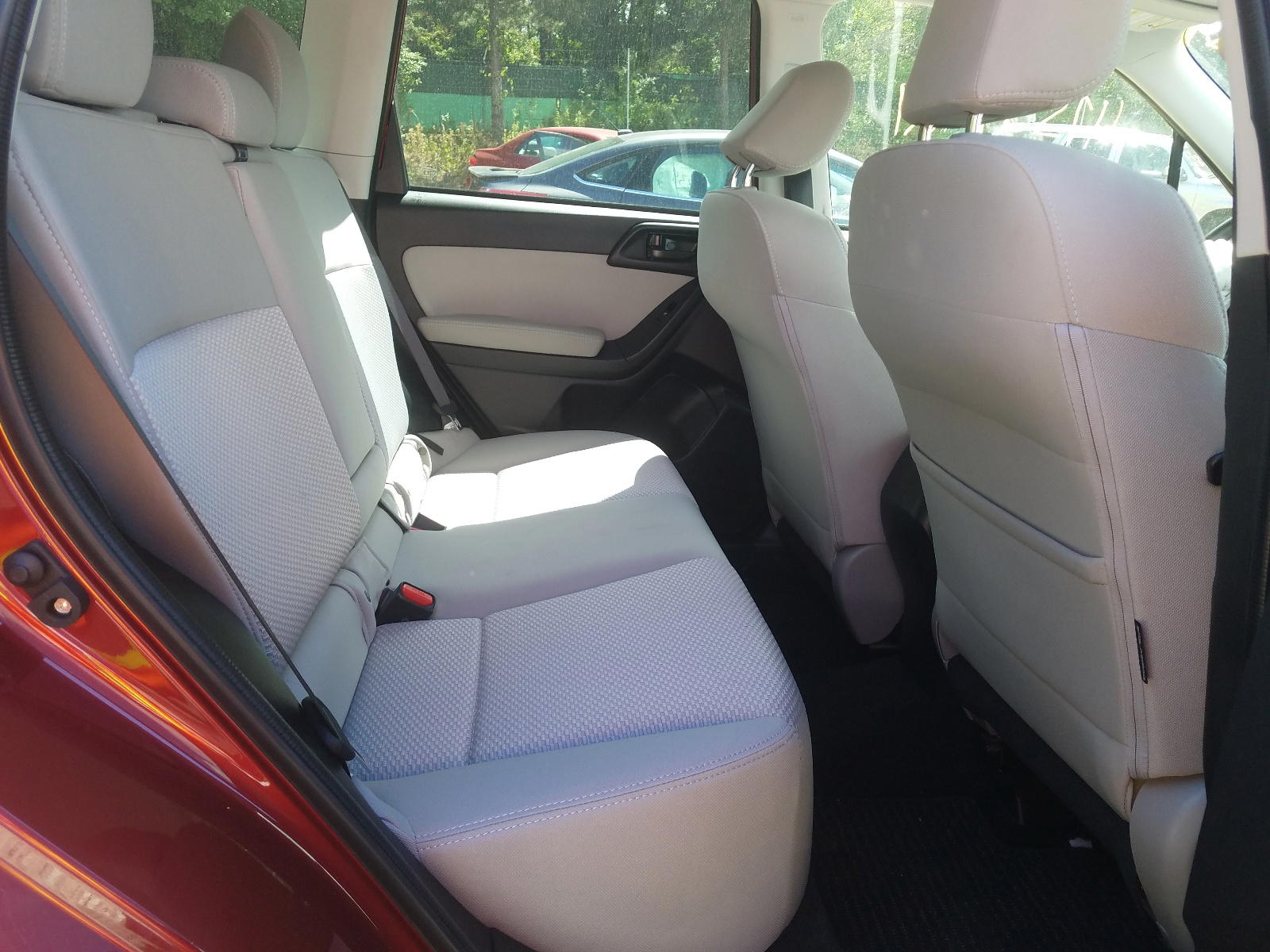 Photo 6 from auction – 2016 SUBARU FORESTER 2 with VIN JF2SJAFC6GH522514