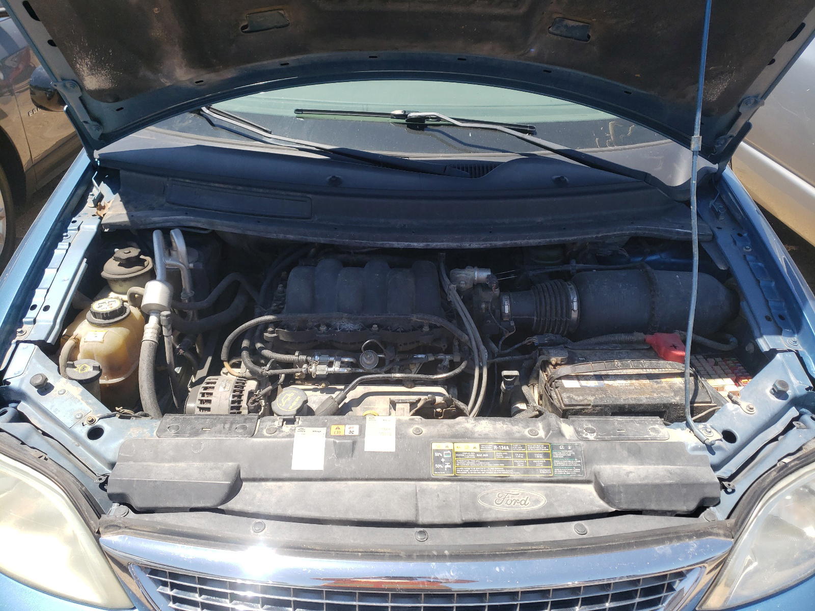 Photo 7 from auction – 2002 FORD WINDSTAR S with VIN 2FMZA534X2BA40387