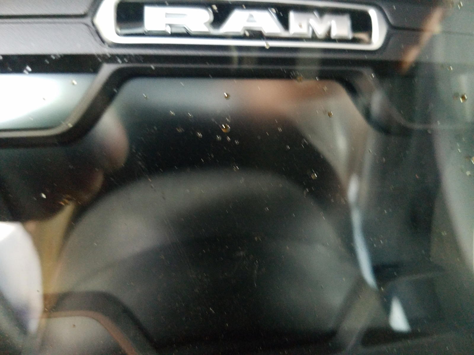 Photo 8 from auction – 2019 RAM 1500 BIG H with VIN 1C6SRFFT7KN819460