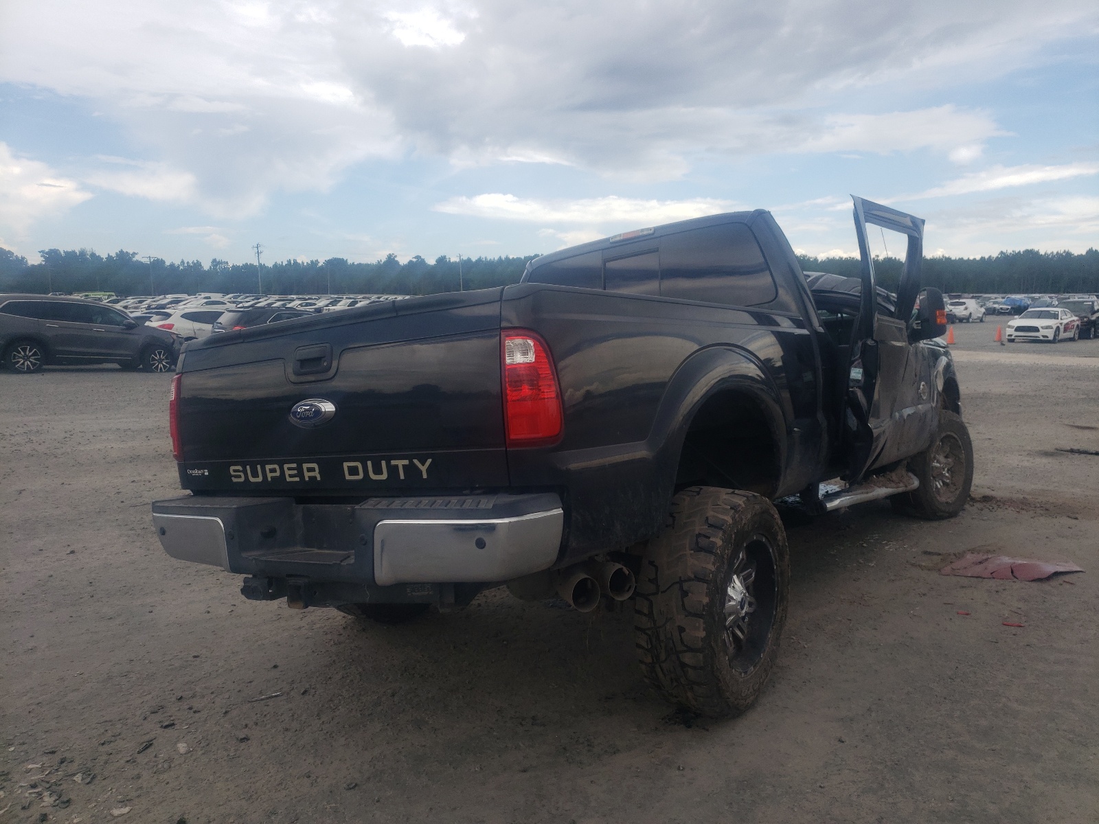 Photo 4 from auction – 2015 FORD F250 SUPER with VIN 1FT7W2BT7FEB34967