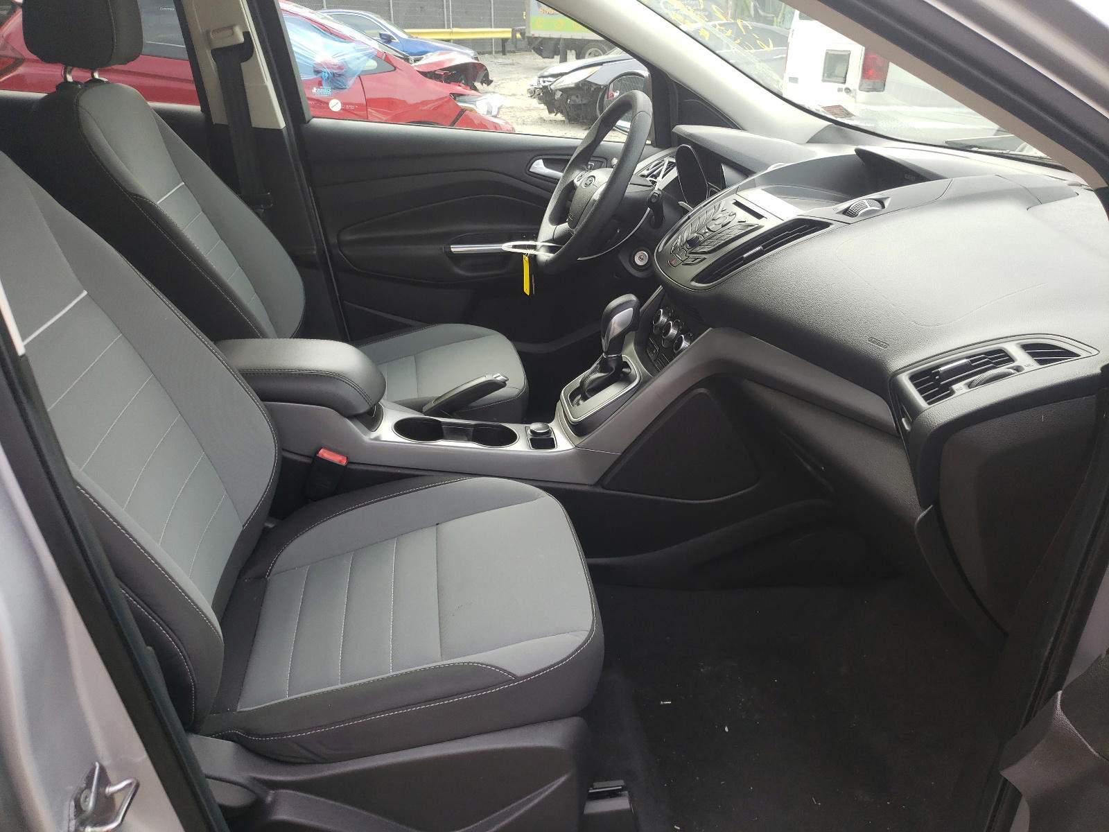 Photo 5 from auction – 2013 FORD ESCAPE SE with VIN 1FMCU0GX3DUD75962