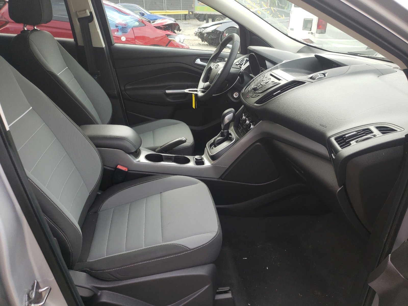 Zdjęcie 5 z aukcji – 2013 FORD ESCAPE SE z VIN 1FMCU0GX3DUD75962