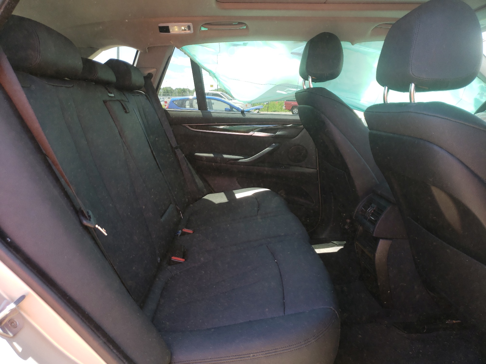 Photo 6 from auction – 2016 BMW X5 XDRIVE3 with VIN 5UXKR0C50G0U09162
