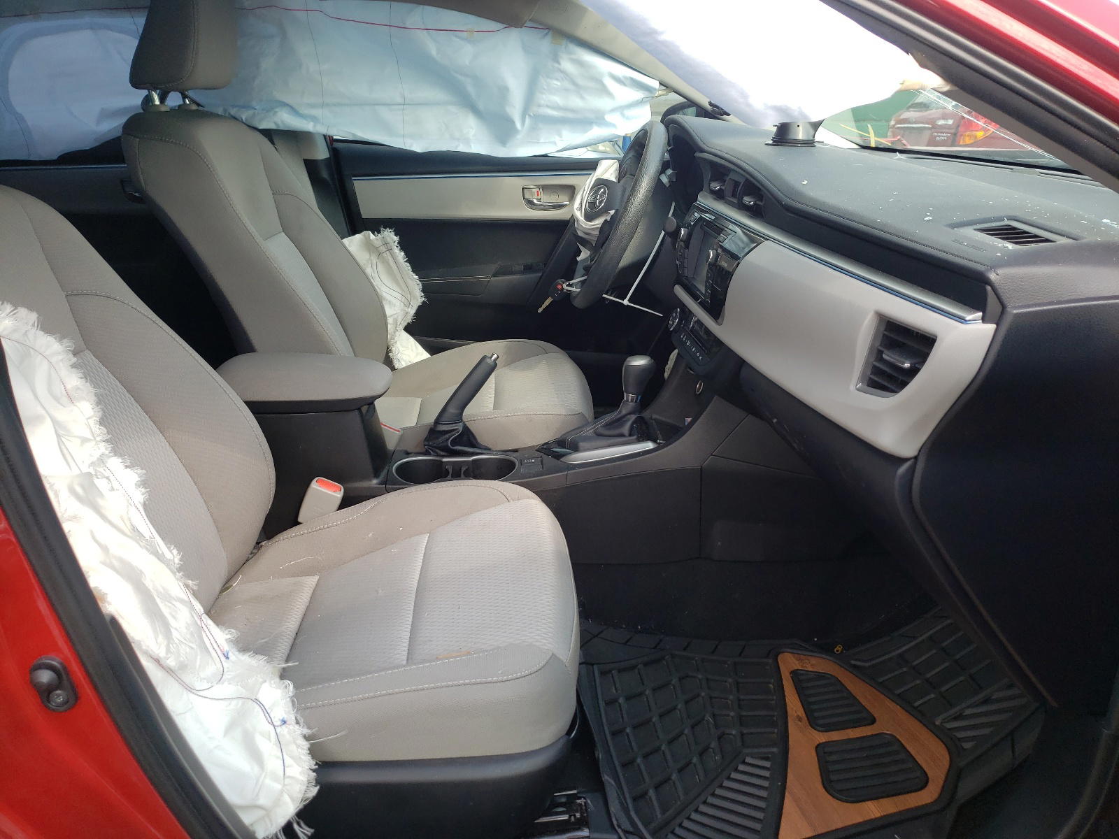 Photo 5 from auction – 2016 TOYOTA COROLLA L with VIN 5YFBURHE5GP544544