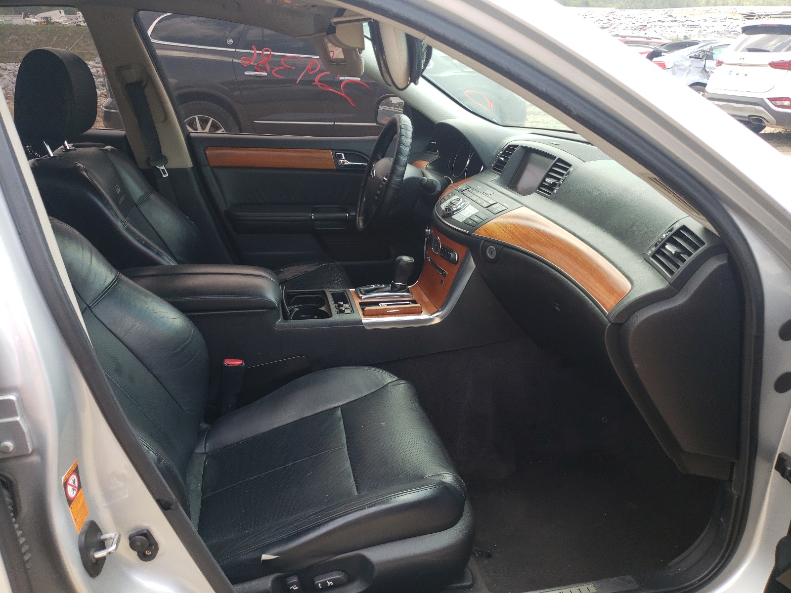 Photo 5 from auction – 2006 INFINITI M35 BASE with VIN JNKAY01E26M100415