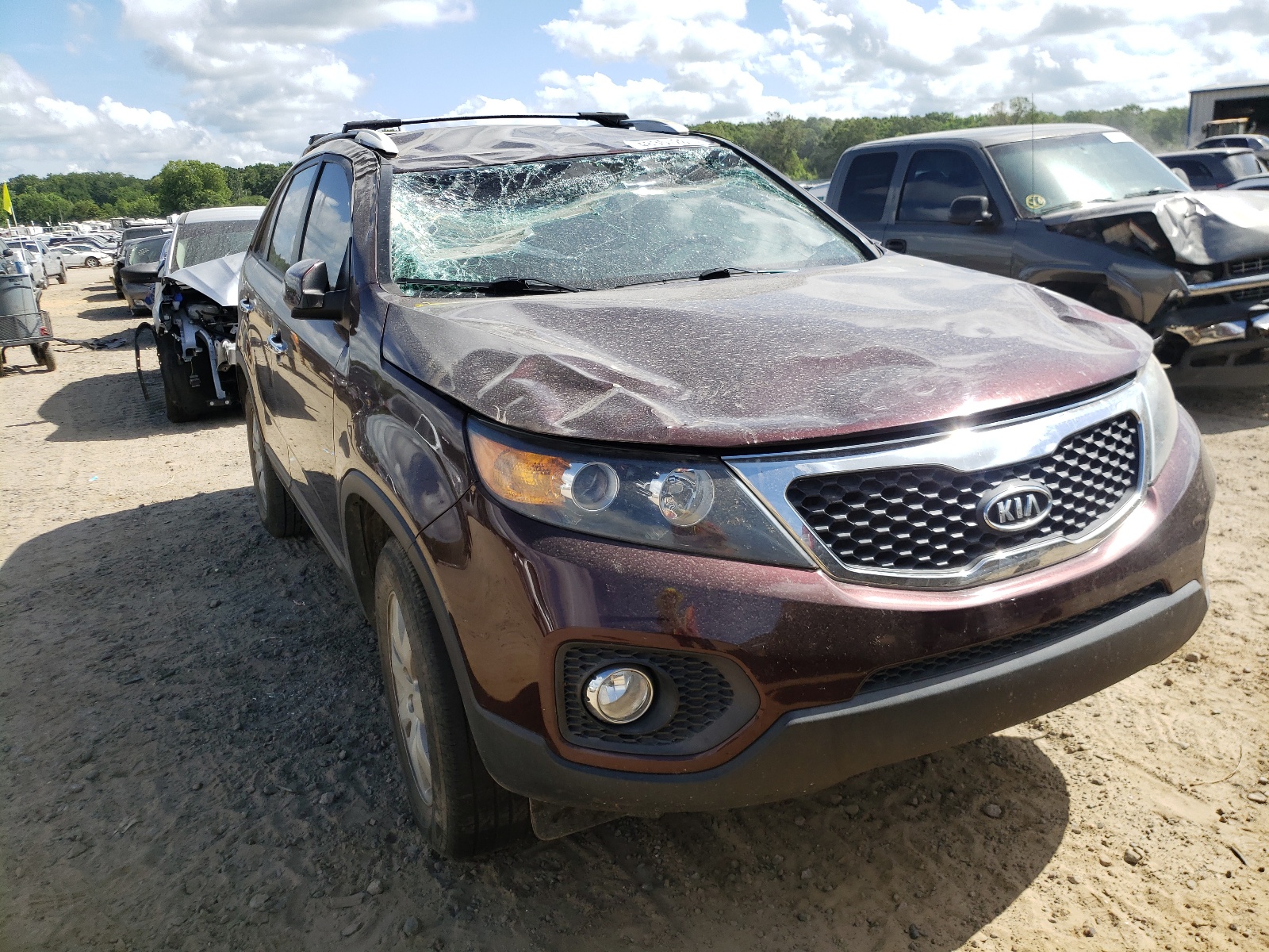 KIA SORENTO LX 2013 with VIN 5XYKT3A63DG337993 - Photo from auction