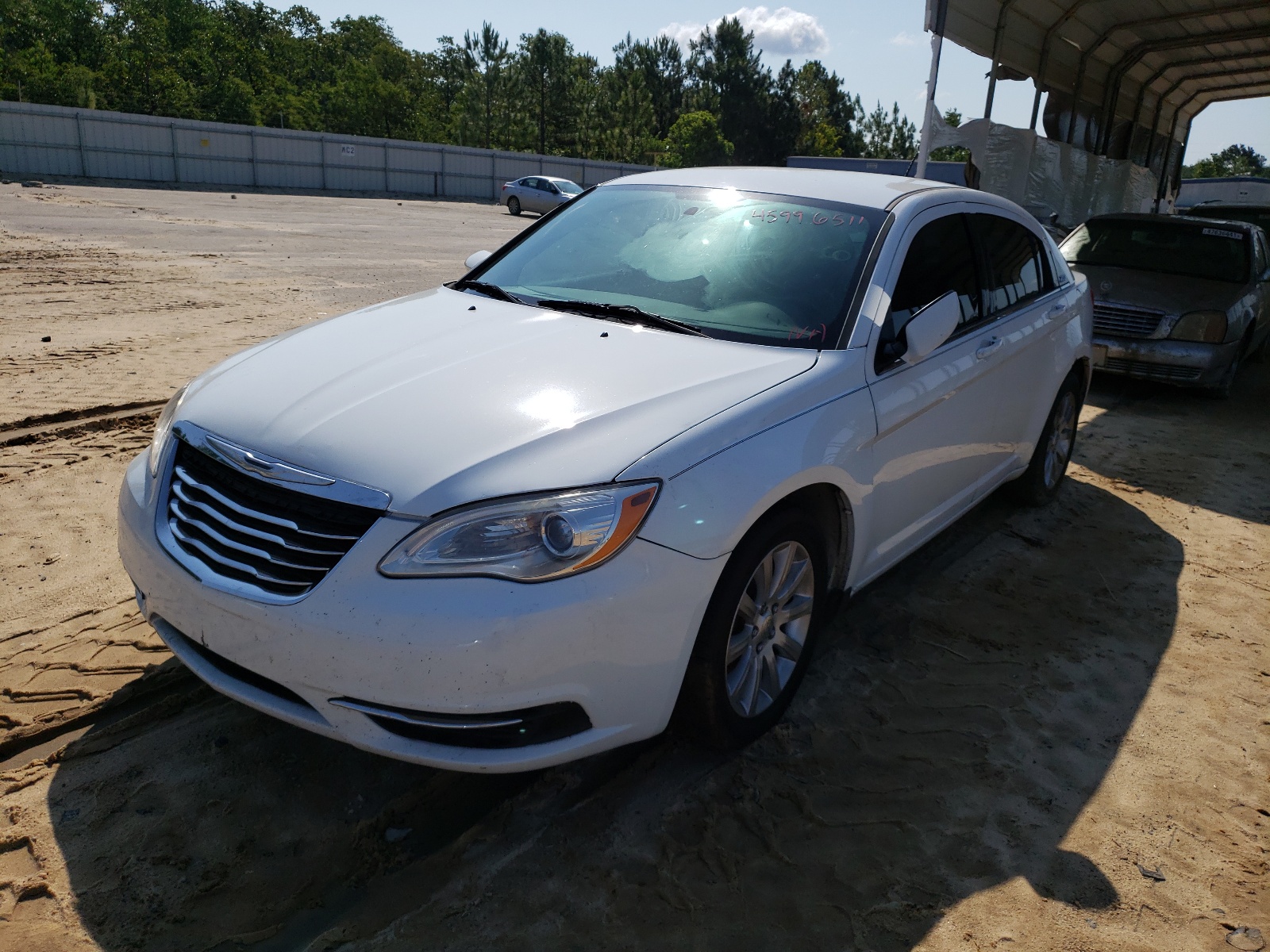 Photo 2 from auction – 2014 CHRYSLER 200 TOURIN with VIN 1C3CCBBB6EN177004