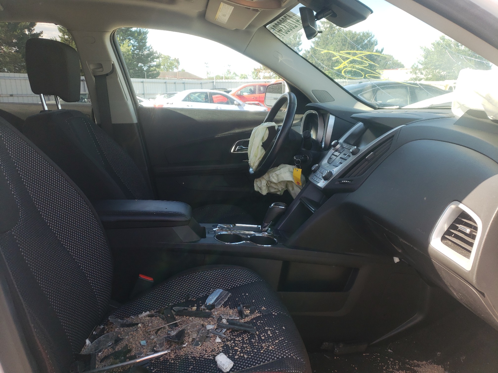 Photo 5 from auction – 2017 CHEVROLET EQUINOX with VIN 2GNALCEK9H6351247