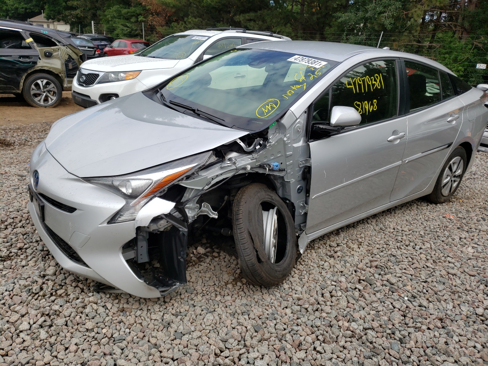 Photo 9 from auction – 2017 TOYOTA PRIUS with VIN JTDKARFU2H3033919