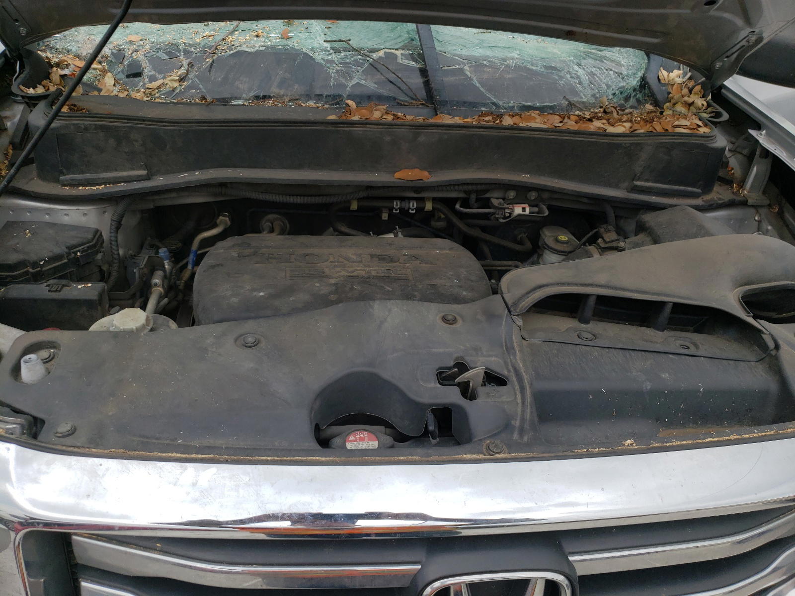 Photo 7 from auction – 2012 HONDA PILOT LX with VIN 5FNYF3H23CB005742