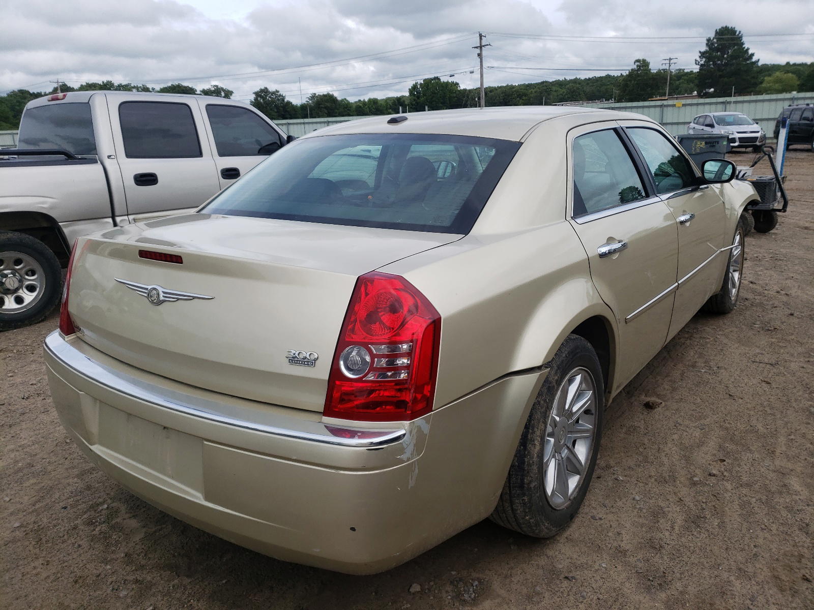 Photo 4 from auction – 2010 CHRYSLER 300 LIMITE with VIN 2C3CA3CV1AH184658