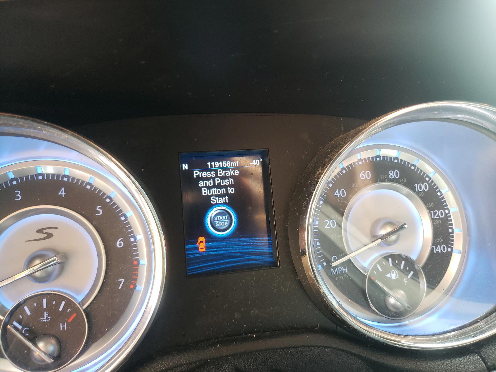 Photo 8 from auction – 2014 CHRYSLER 300 S with VIN 2C3CCABG5EH204966