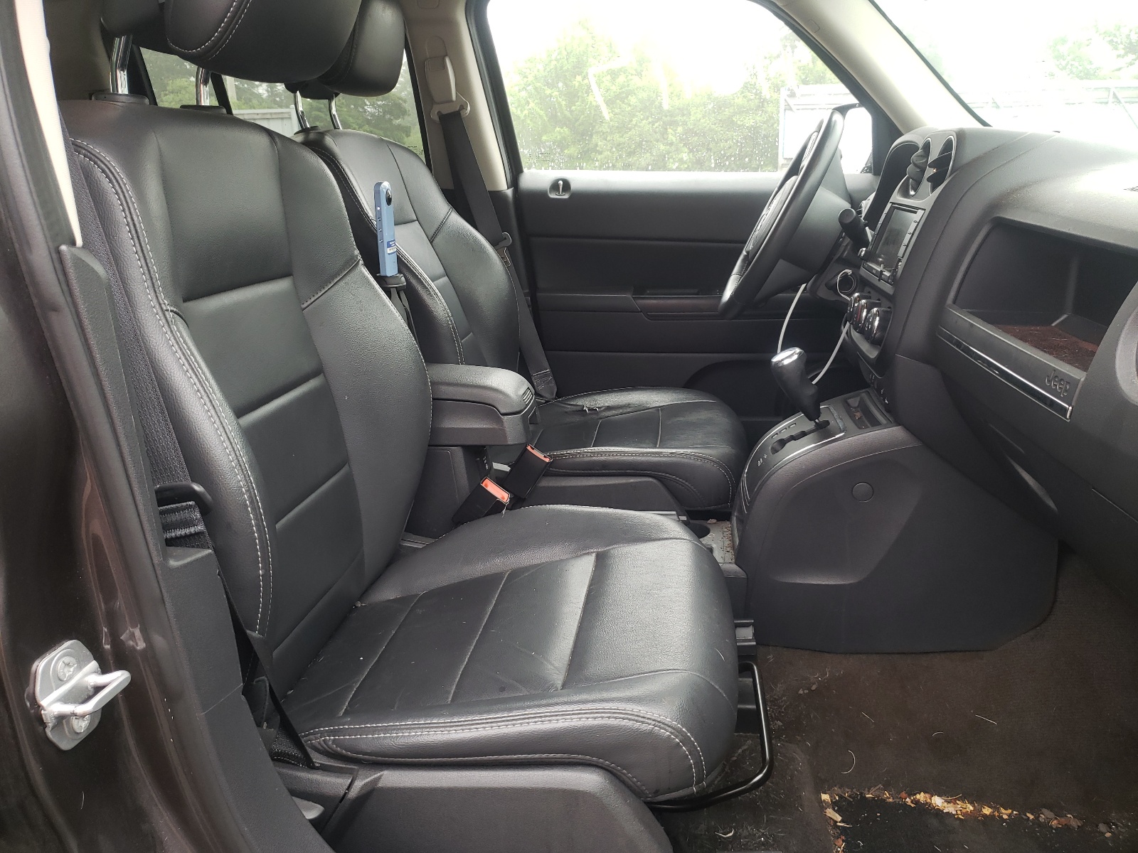 Photo 5 from auction – 2015 JEEP PATRIOT with VIN 1C4NJRAB2FD269576