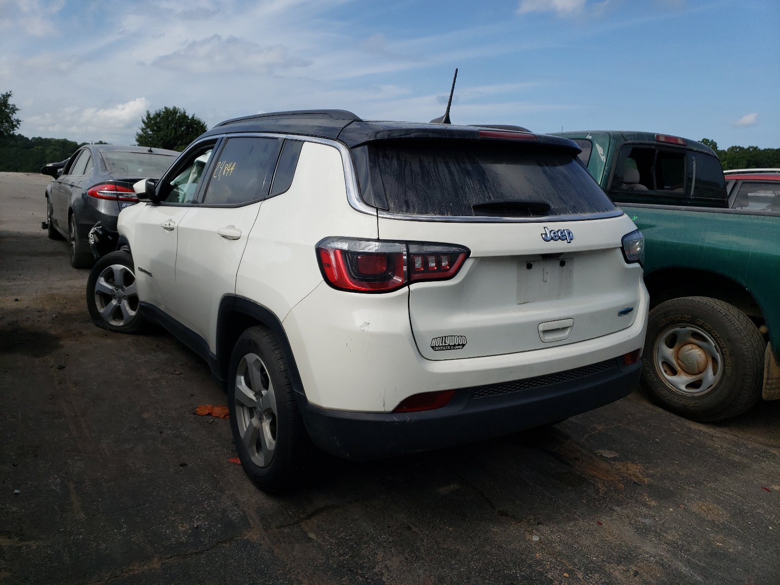 صورة رقم 3 من المزاد - 2019 JEEP COMPASS LA مع VIN 3C4NJCBB7KT677037