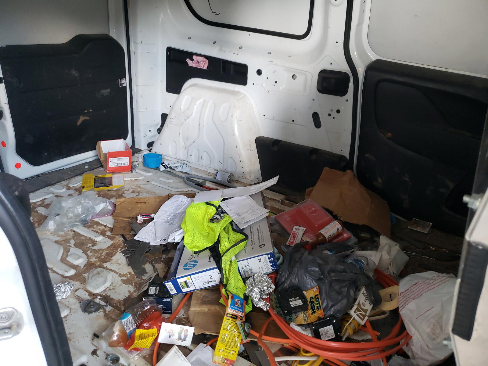 Photo 6 from auction – 2018 RAM PROMASTER with VIN ZFBERFAB8J6J04428