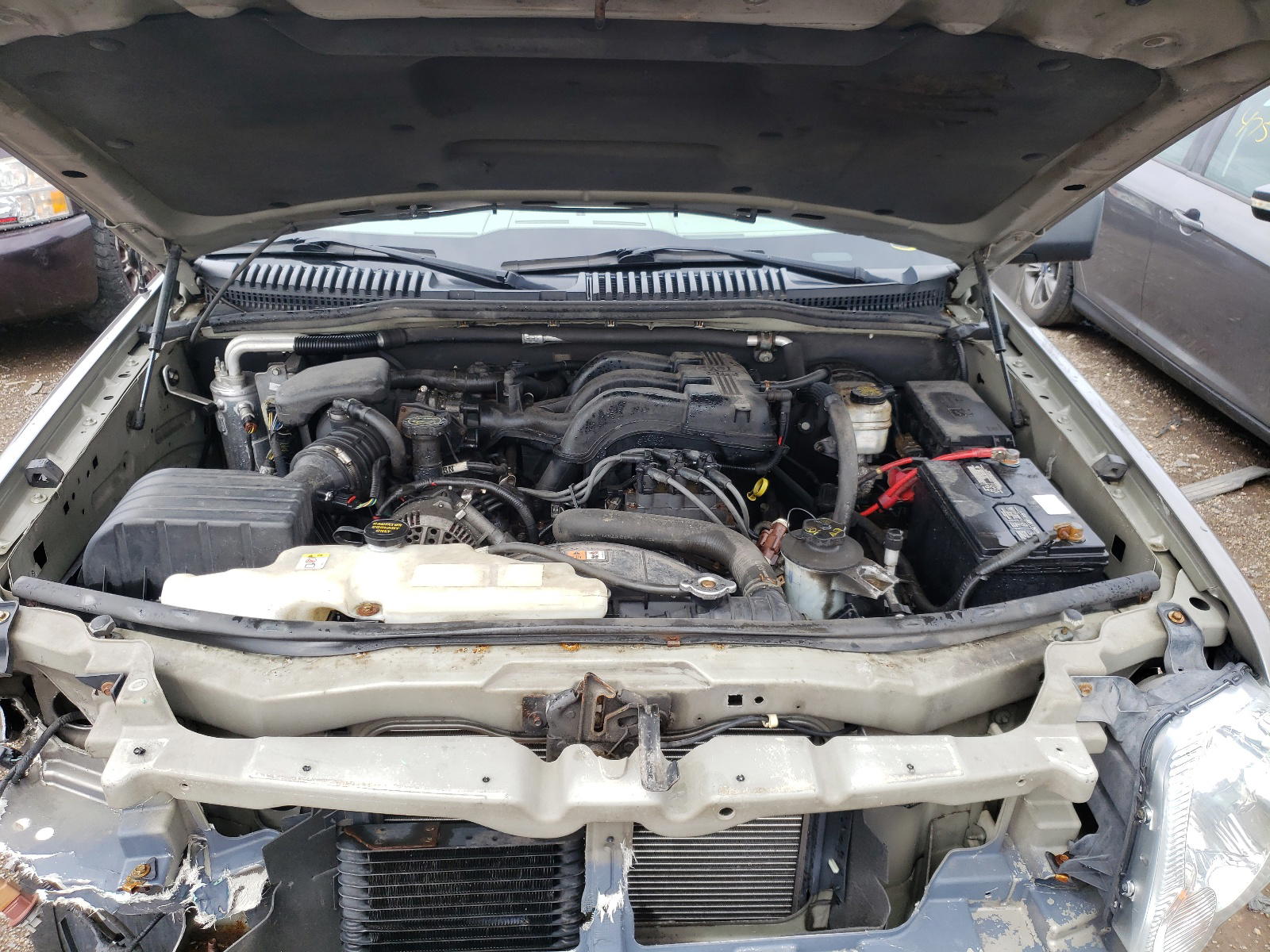 Photo 7 from auction – 2006 FORD EXPLORER X with VIN 1FMEU73E46UB71471