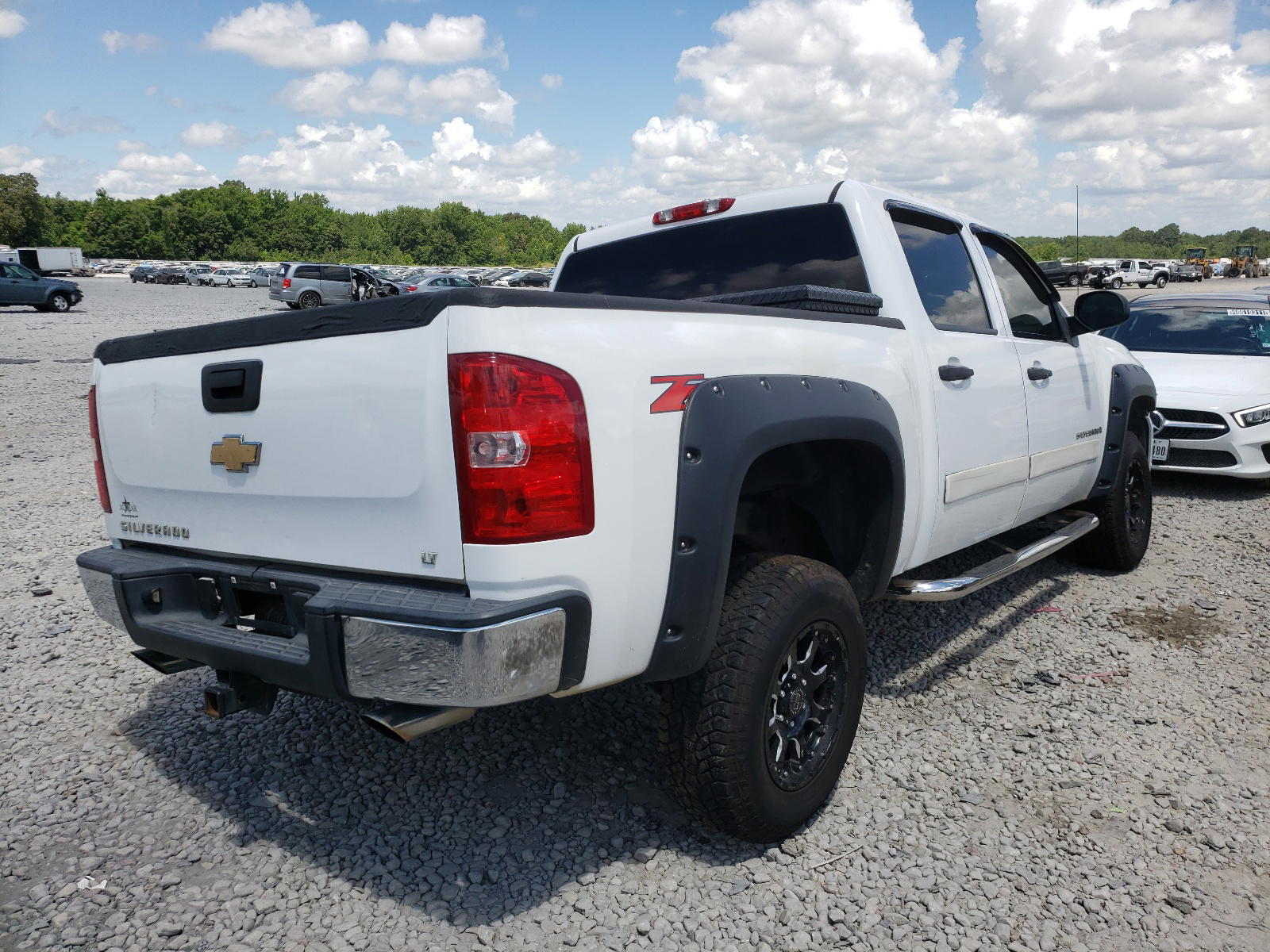 Photo 4 from auction – 2007 CHEVROLET SILVERADO with VIN 2GCEK13M971517140
