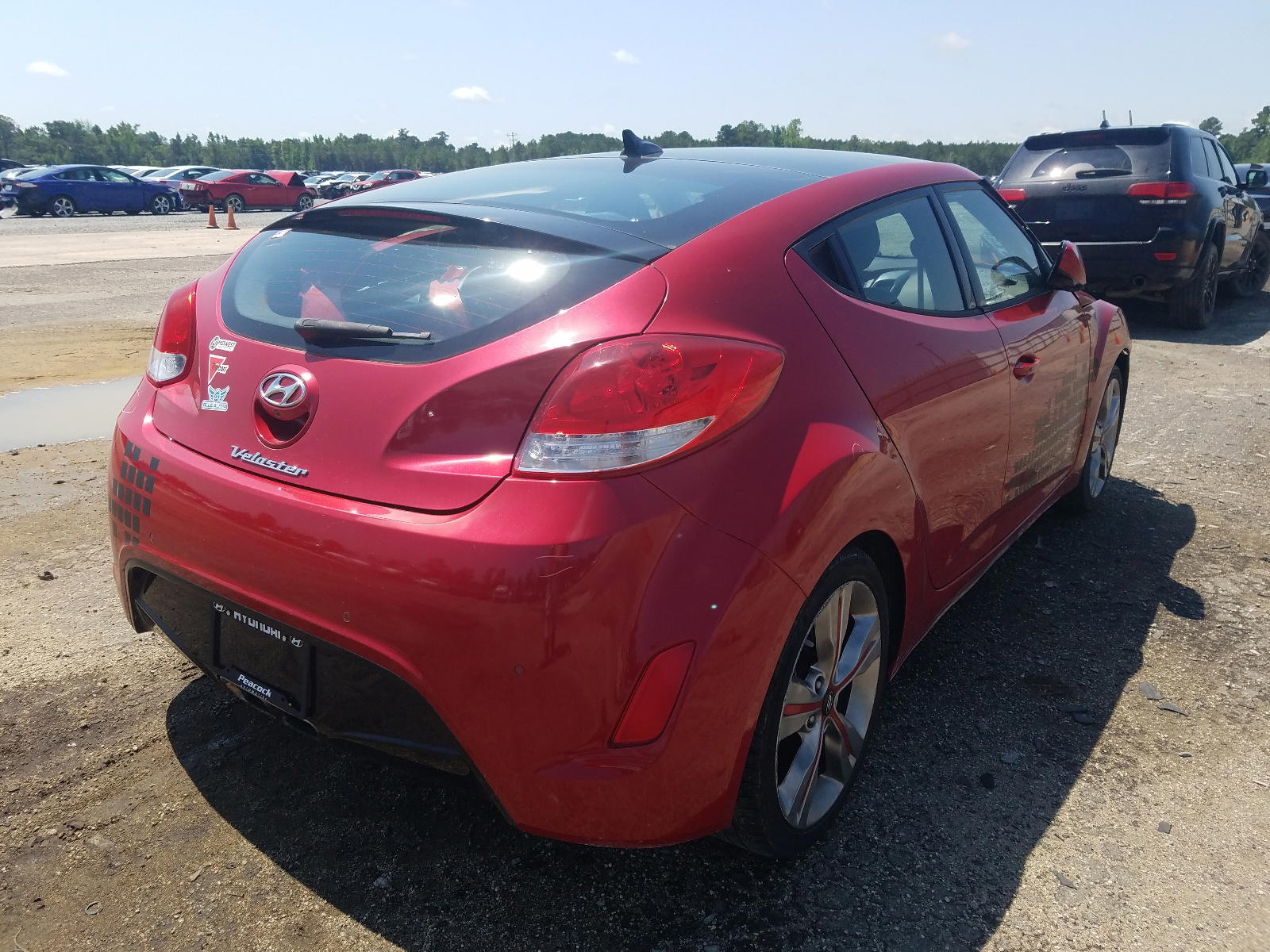 Photo 4 from auction – 2016 HYUNDAI VELOSTER with VIN KMHTC6AD0GU250605