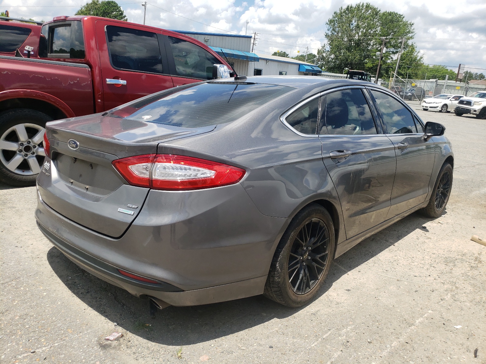 Photo 4 from auction – 2013 FORD FUSION SE with VIN 3FA6P0HR7DR167086
