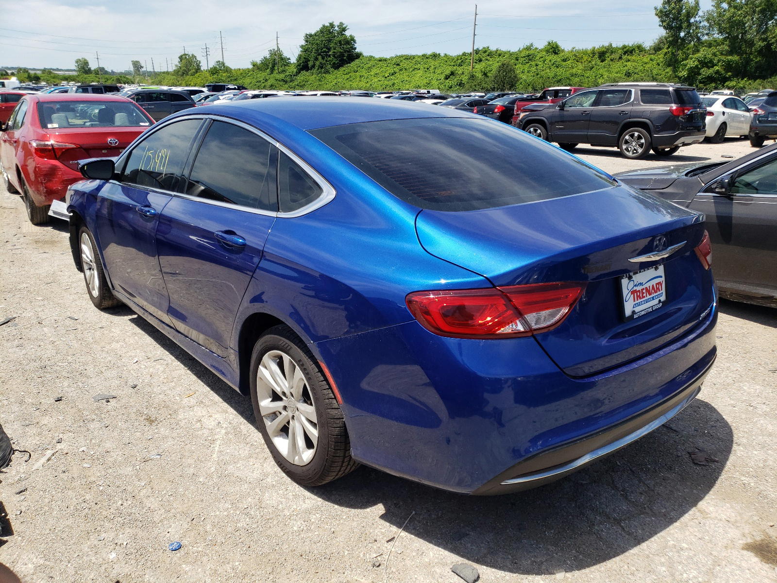 Photo 3 from auction – 2015 CHRYSLER 200 LIMITE with VIN 1C3CCCAB5FN507658