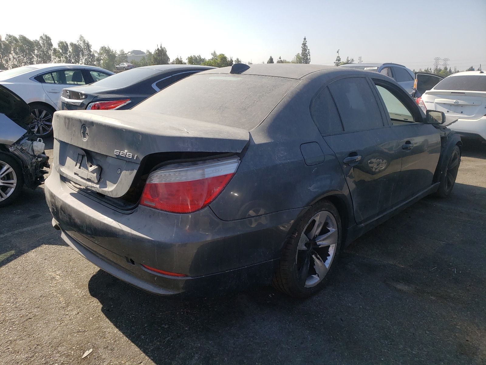 Photo 4 from auction – 2008 BMW 528 I with VIN WBANU535X8CT08265
