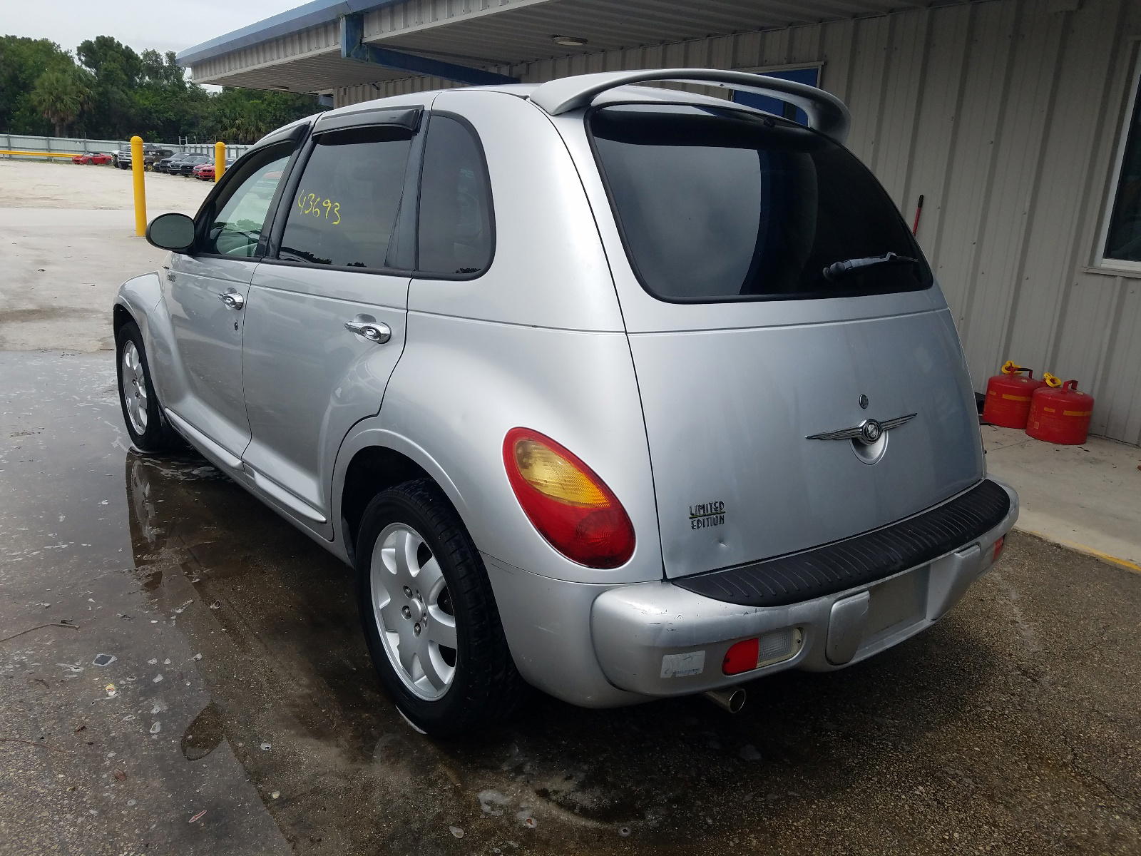Photo 3 from auction – 2005 CHRYSLER PT CRUISER with VIN 3C4FY58B15T608500