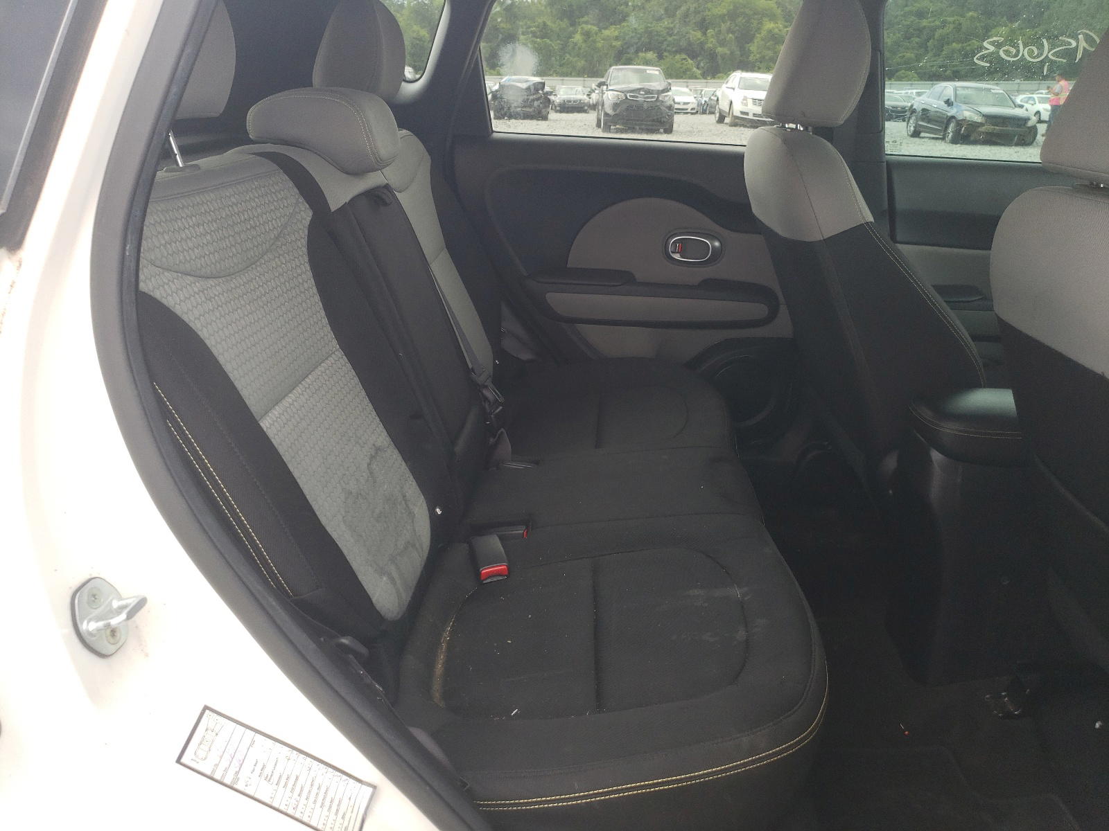 Photo 6 from auction – 2015 KIA SOUL + with VIN KNDJP3A57F7190911