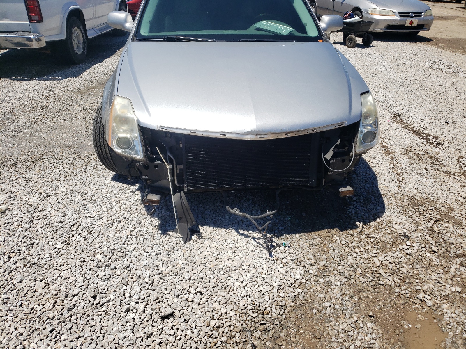 Photo 9 from auction – 2006 CADILLAC DTS with VIN 1G6KD57Y96U215838