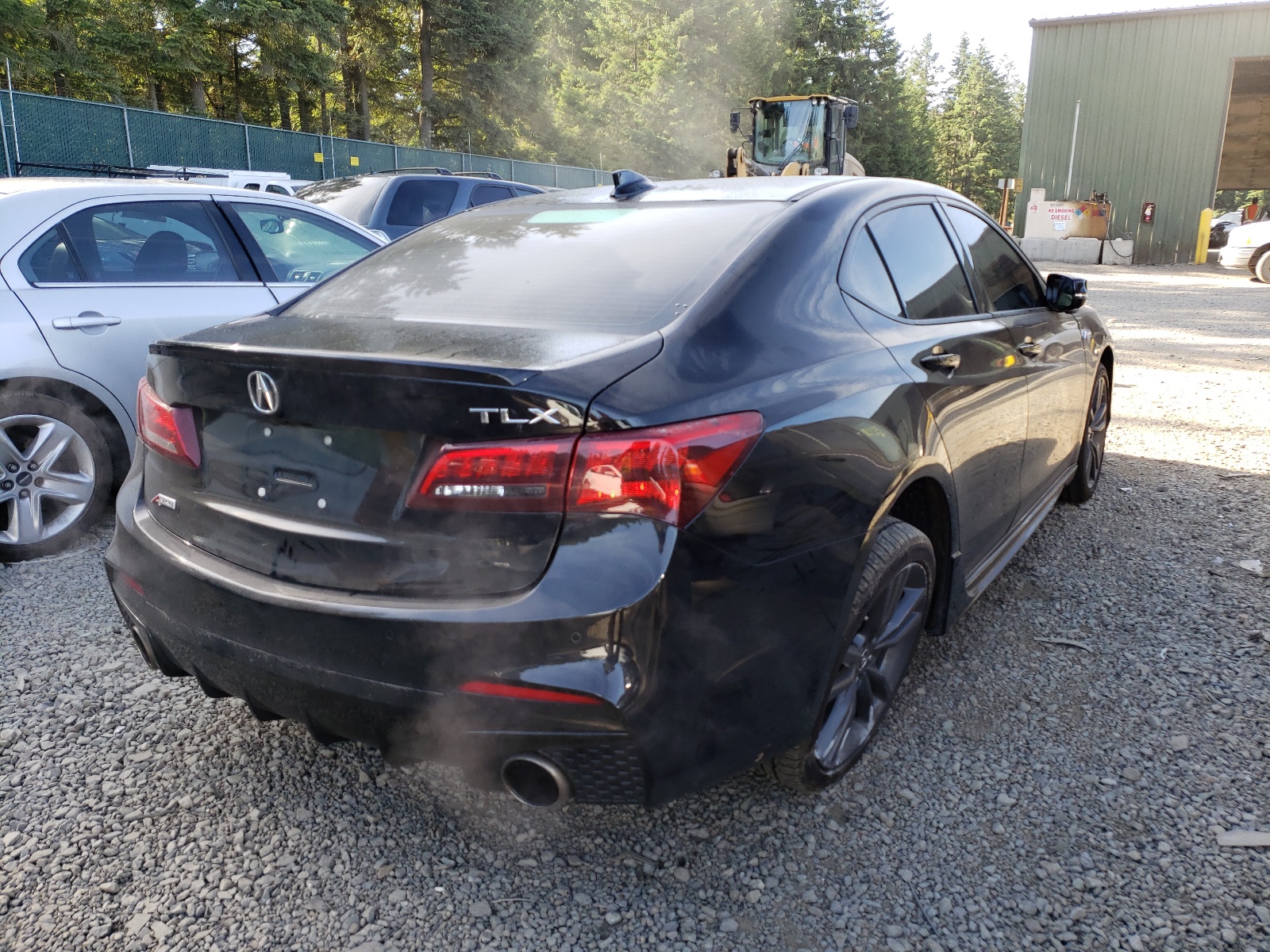 Photo 4 from auction – 2019 ACURA TLX TECHNO with VIN 19UUB2F68KA000006
