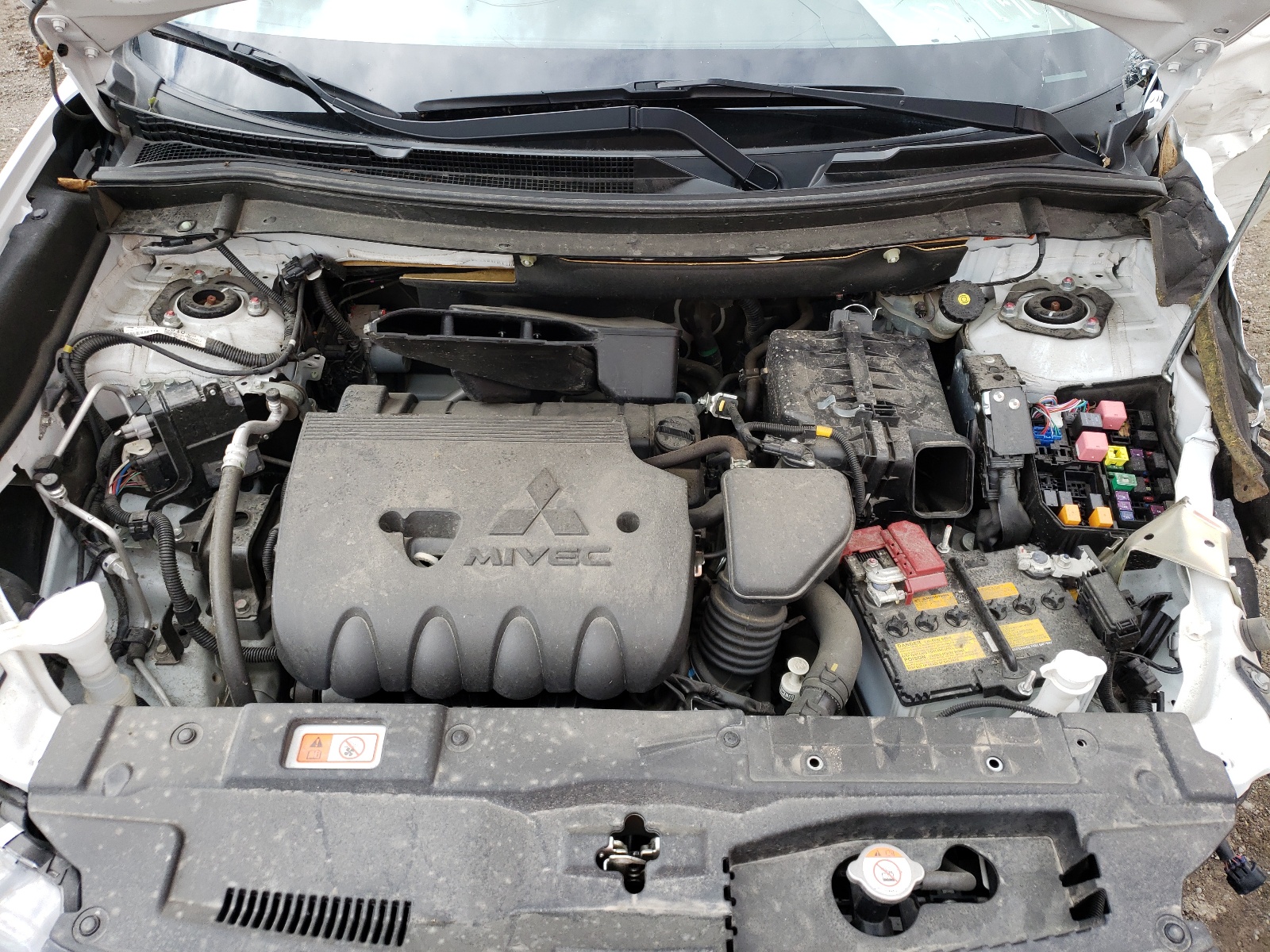 Photo 7 from auction – 2020 MITSUBISHI OUTLANDER with VIN JA4AZ2A32LZ602178