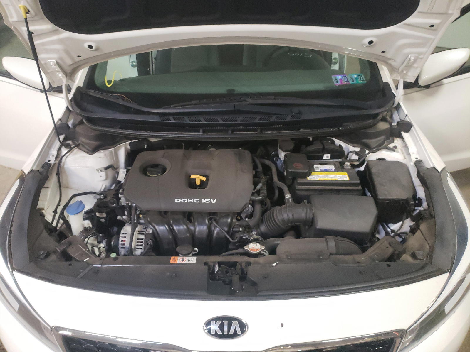Photo 7 from auction – 2017 KIA FORTE LX with VIN 3KPFL4A71HE015307