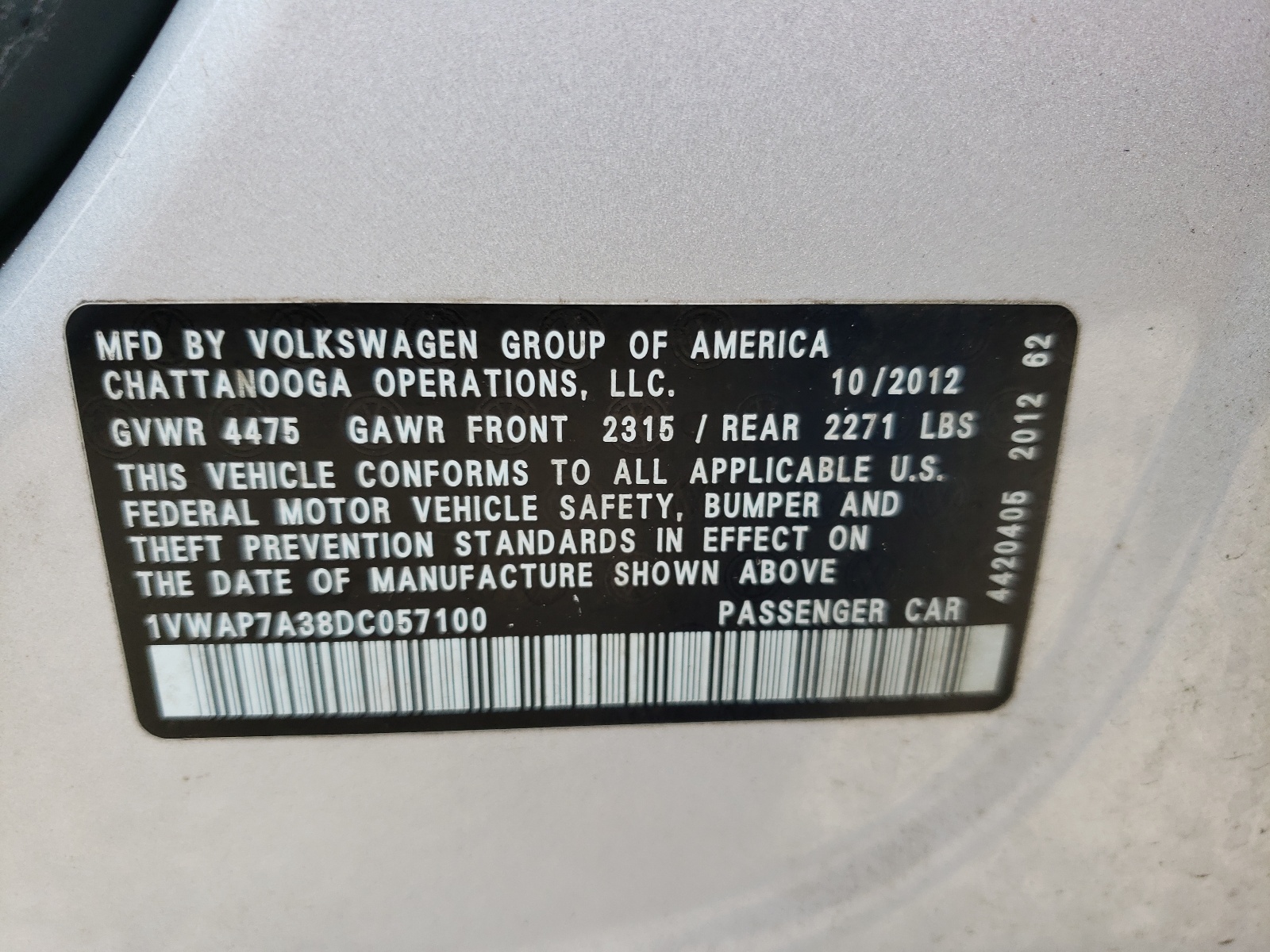 Photo 10 from auction – 2013 VOLKSWAGEN PASSAT S with VIN 1VWAP7A38DC057100