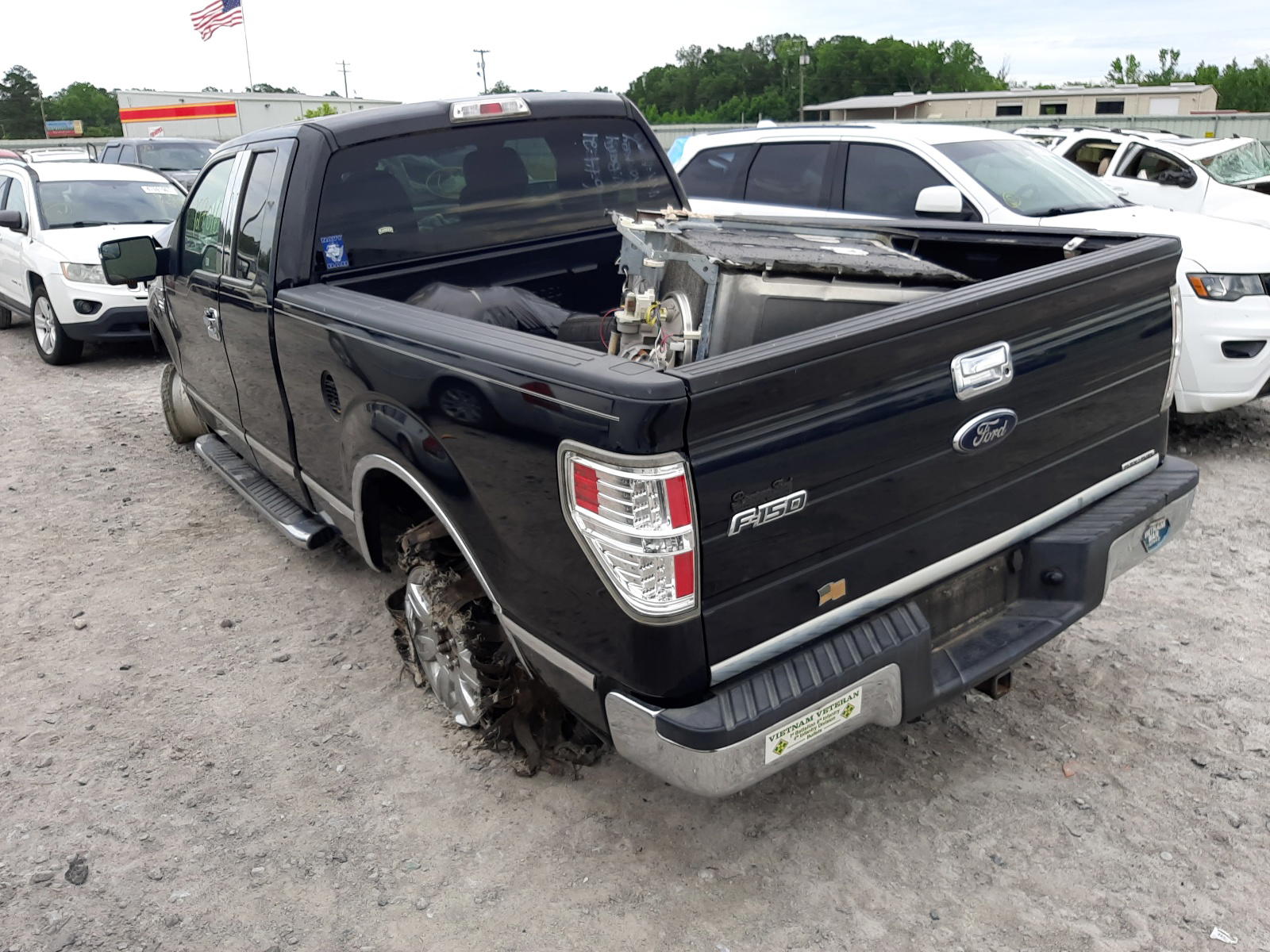 Photo 3 from auction – 2012 FORD F150 SUPER with VIN 1FTFX1CF9CFC16040