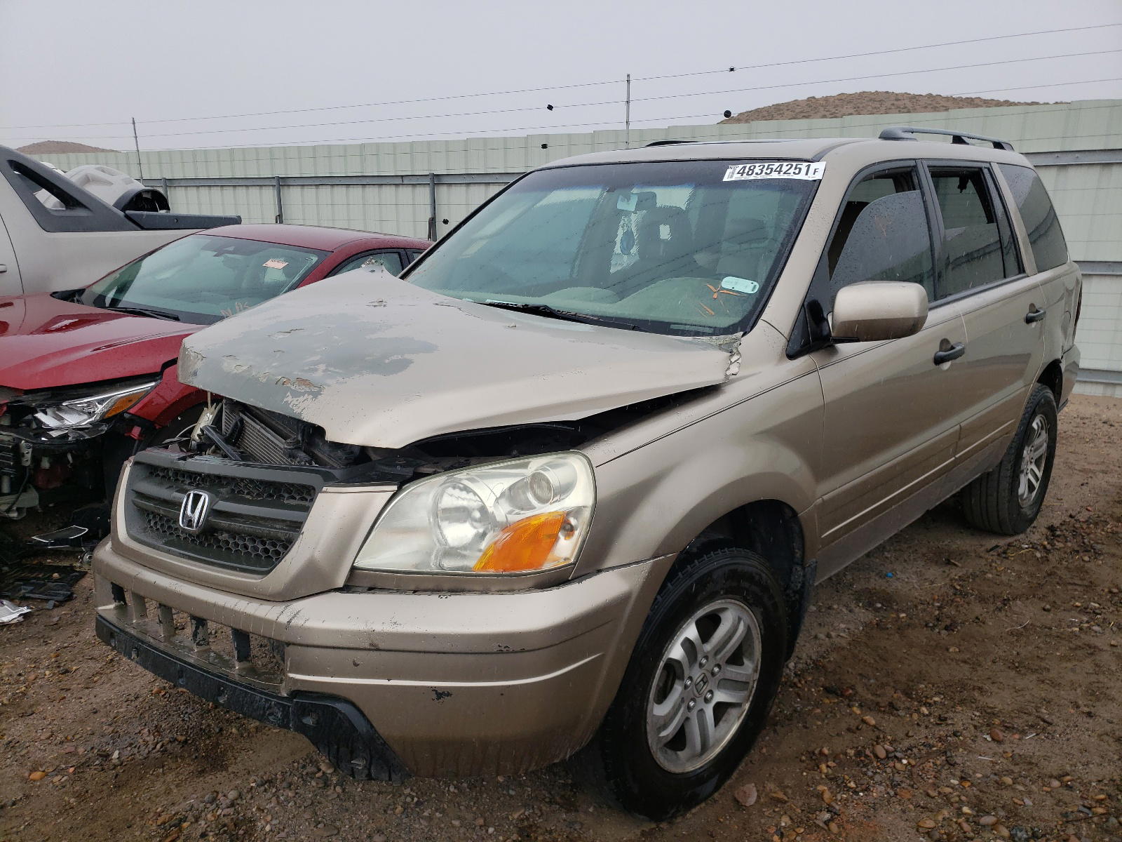 Photo 2 from auction – 2005 HONDA PILOT EXL with VIN 5FNYF18505B035055
