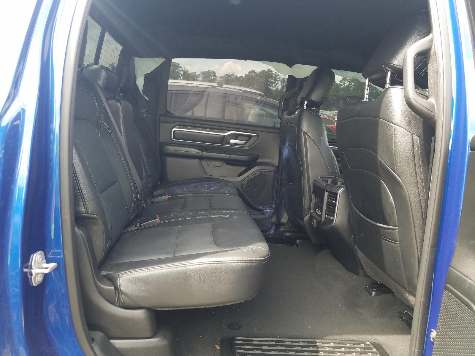 Photo 6 from auction – 2019 RAM 1500 BIG H with VIN 1C6SRFFT7KN819460